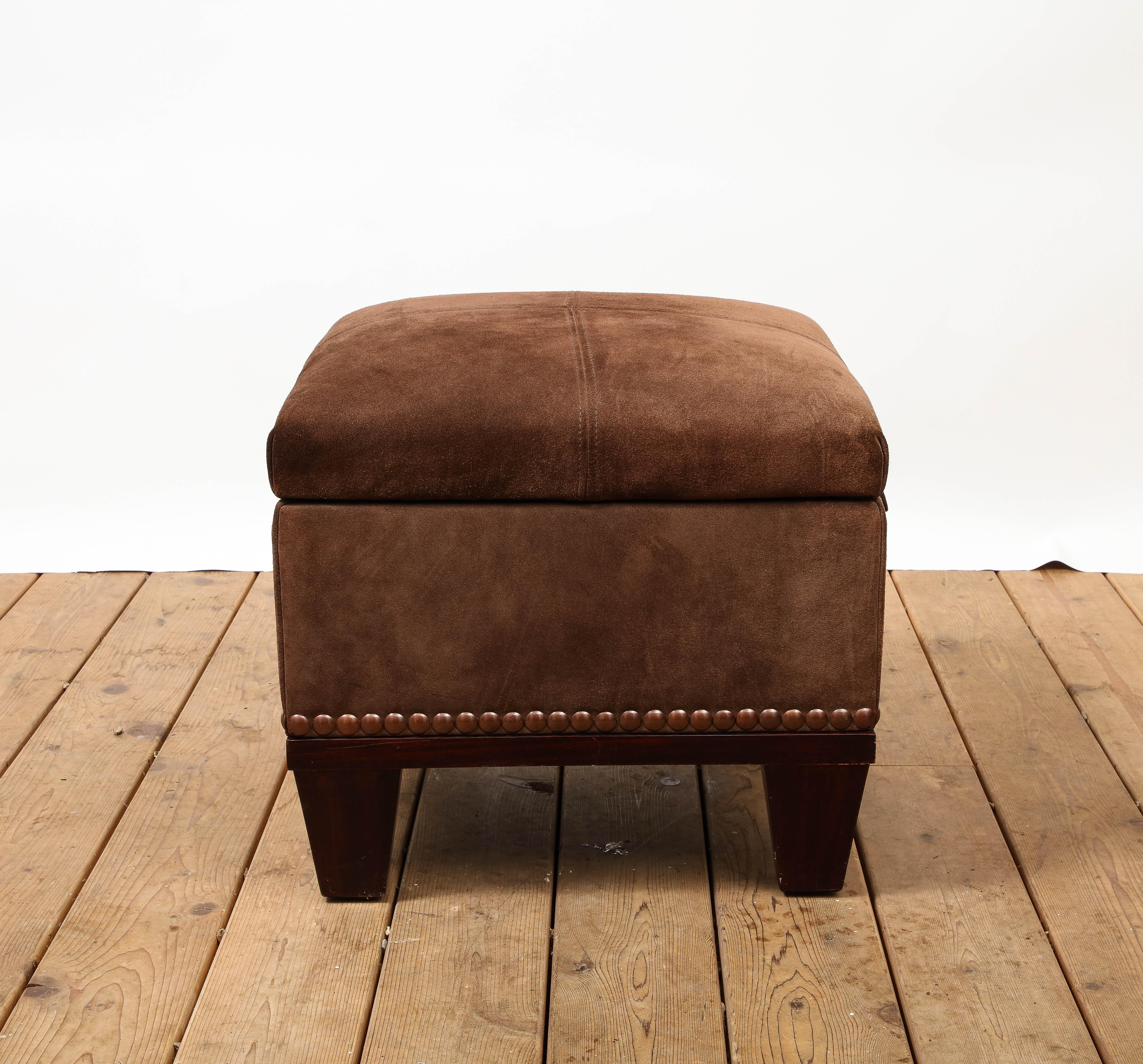 George Smith Brown Suede Baby Moderne Empire Chest Storage Ottoman  In Good Condition For Sale In Chicago, IL