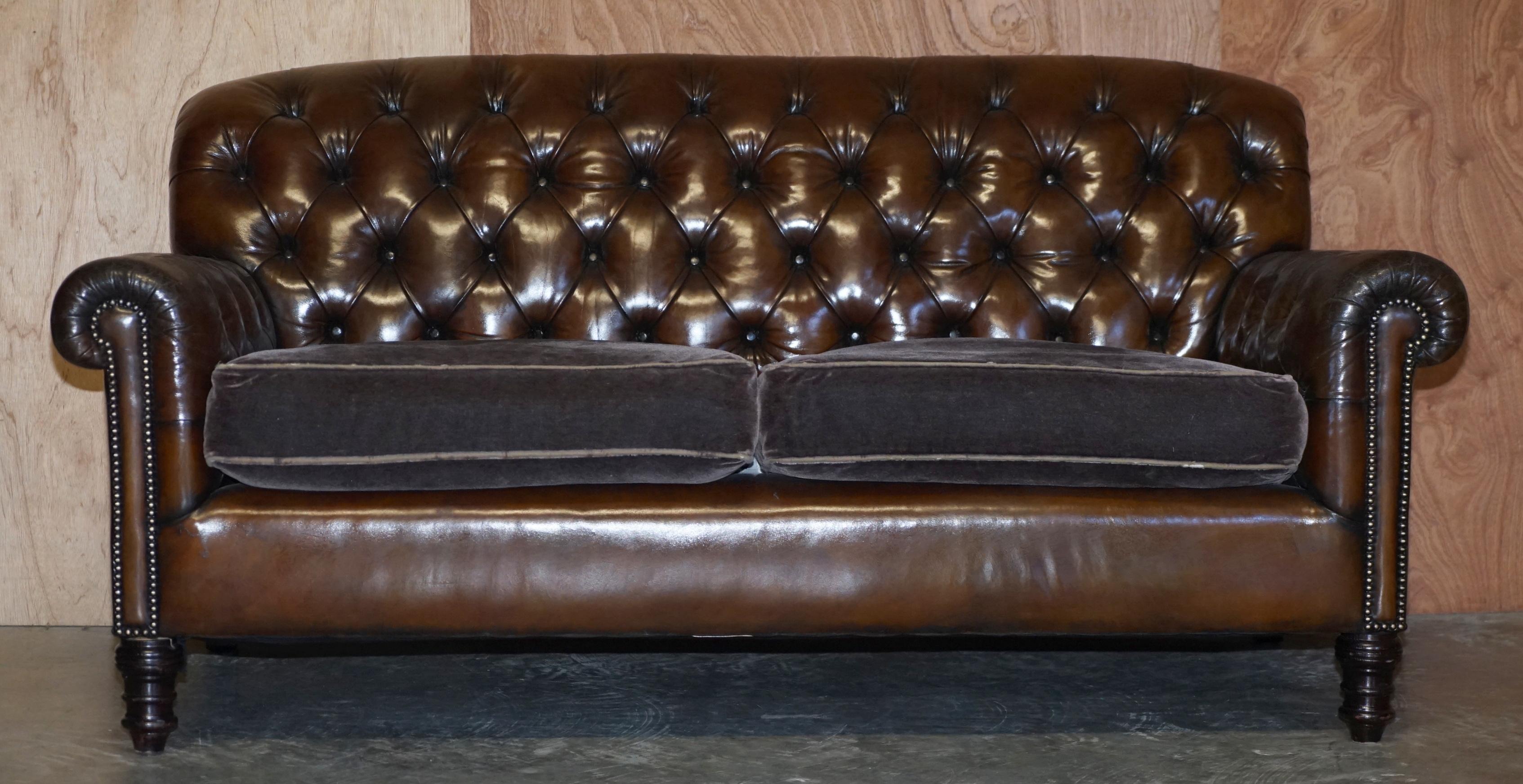 We are delighted to offer for sale this stunning hand made in England refurbished George Smith Bulgari three seat brown leather sofa with velvet cushions

A good looking and well made piece, George Smith are a premium seating retailer based in
