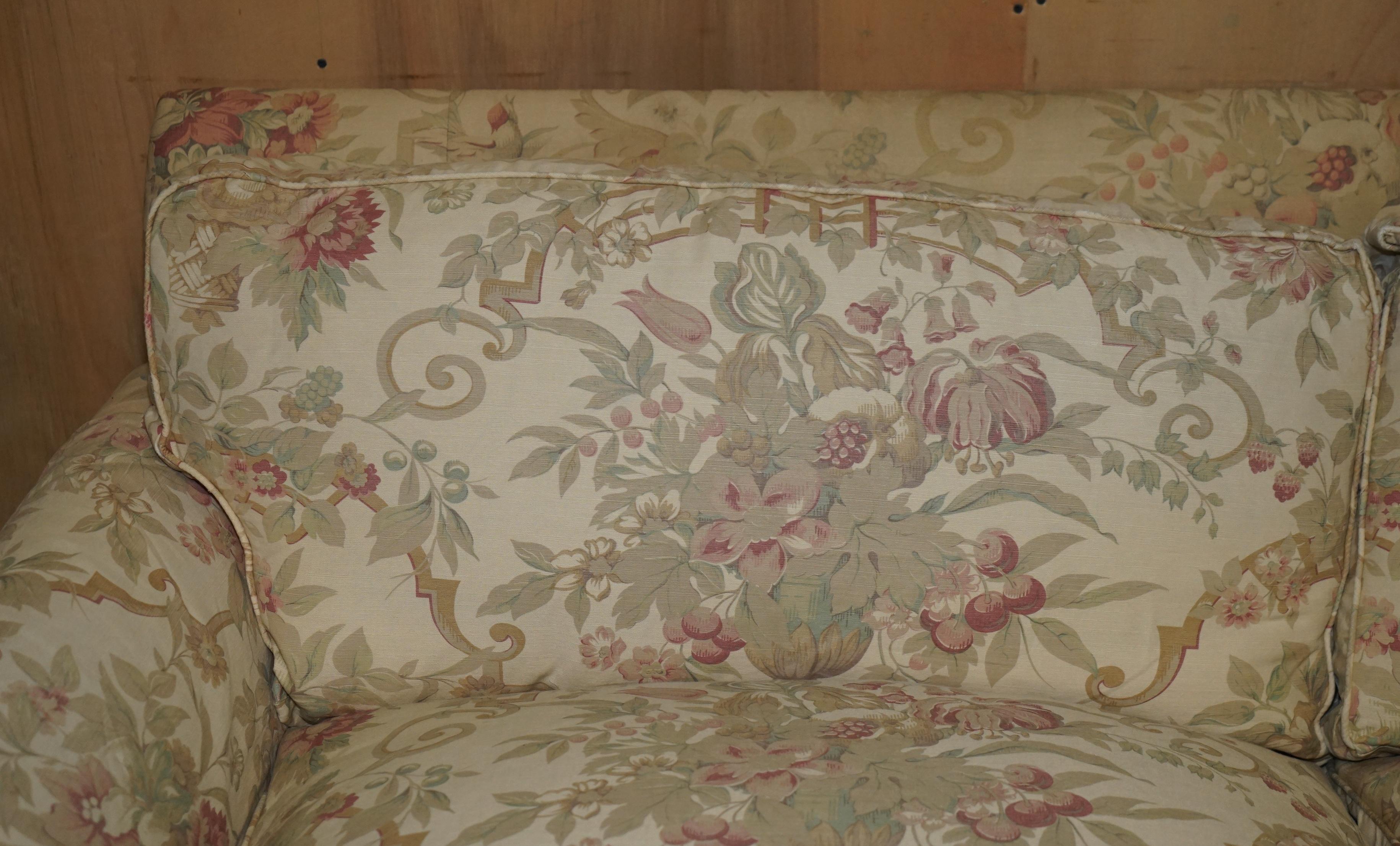 Upholstery GEORGE SMITH CHELSEA 3 SEAT SOFA IN ORIGINAL UPHOLSTERY PART SUiTE For Sale
