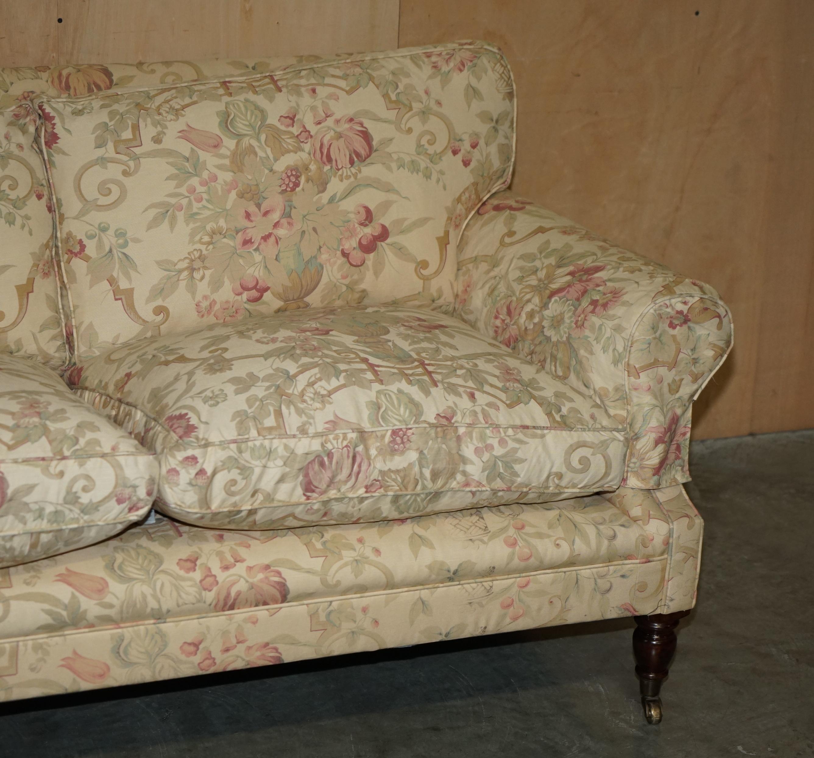 English GEORGE SMITH CHELSEA TWO SEAT SOFA IN ORIGINAL UPHOLSTERY PART SUiTE For Sale