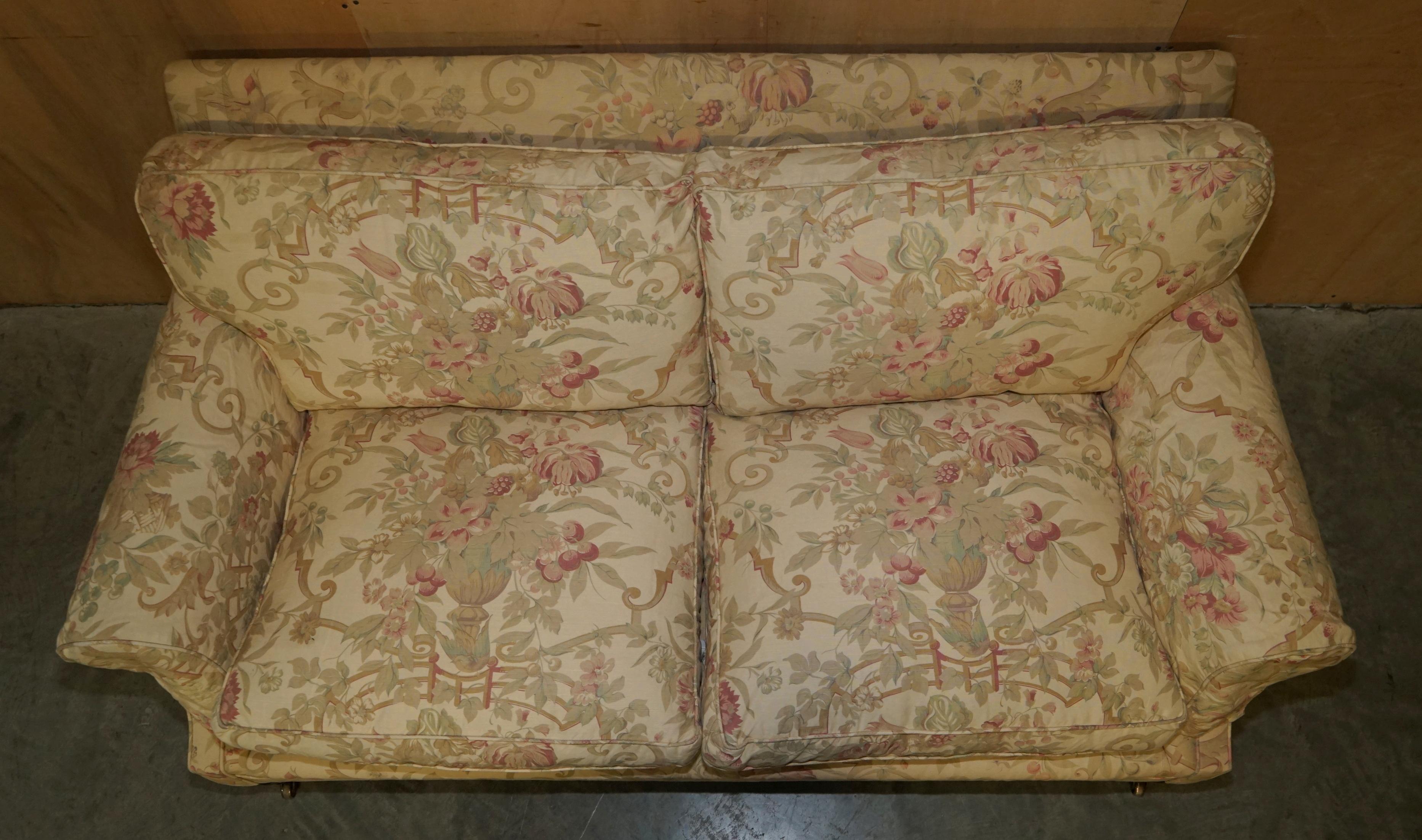Upholstery GEORGE SMITH CHELSEA TWO SEAT SOFA IN ORIGINAL UPHOLSTERY PART SUiTE For Sale