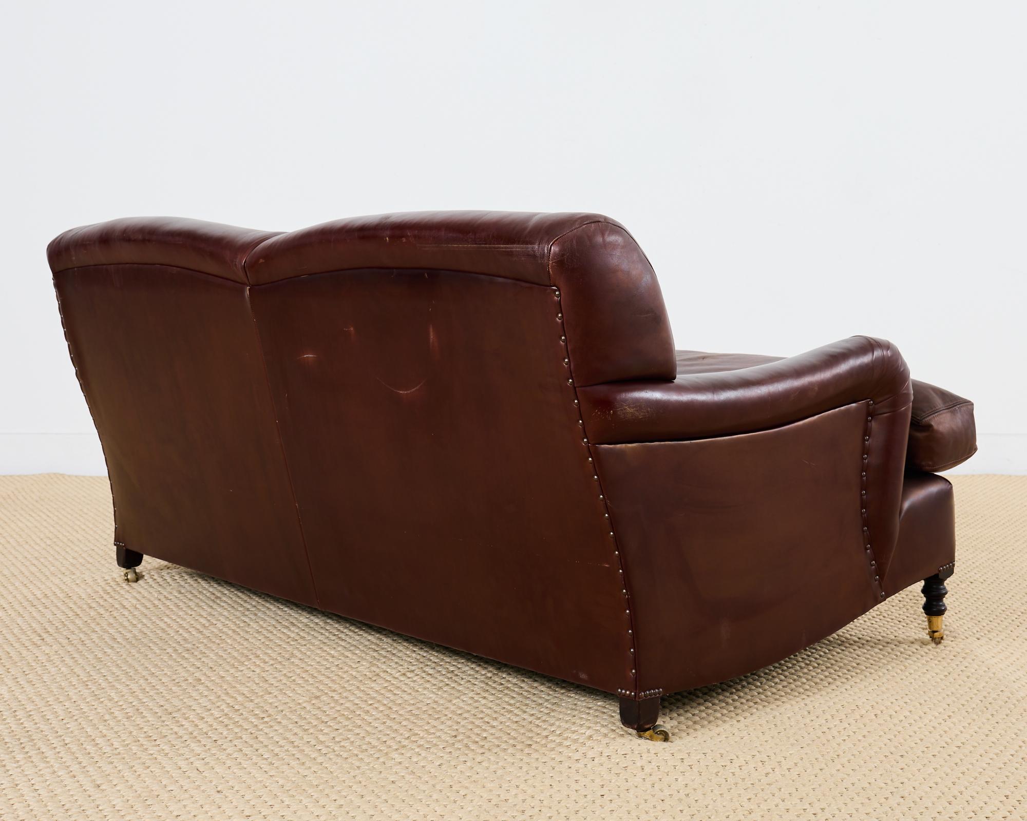 Canapé en cuir Signature de George Smith Howard and Sons en vente 10