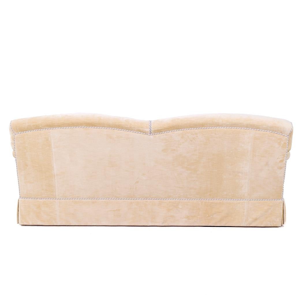Canapé à accoudoirs en velours Contemporary Signature de George Smith Howard and Sons Bon état - En vente à Countryside, IL