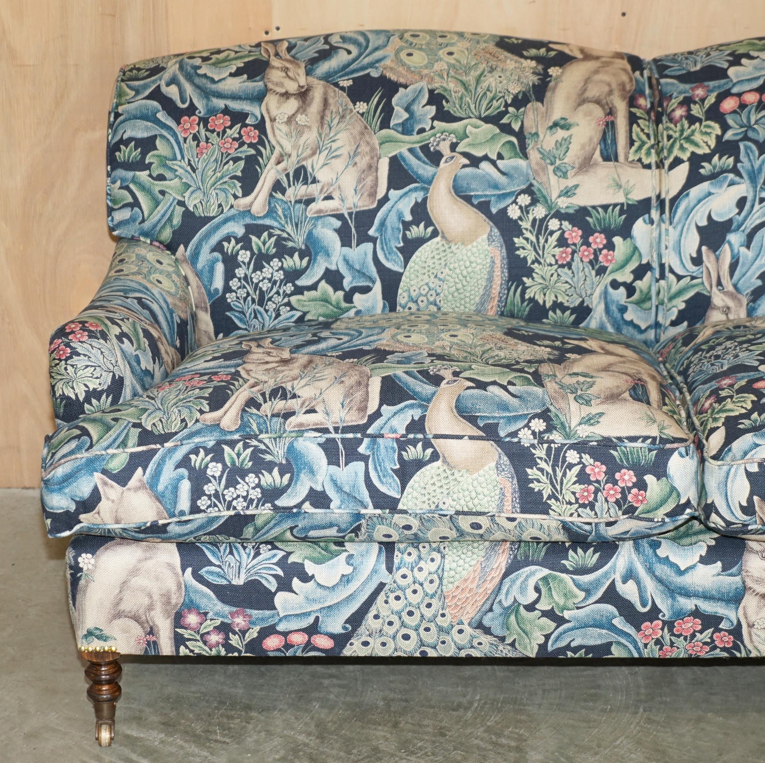 Hand-Crafted  GEORGE SMiTH HOWARD & SON'S WILLIAM MORRIS SOFA ARMCHAIR SUITE For Sale