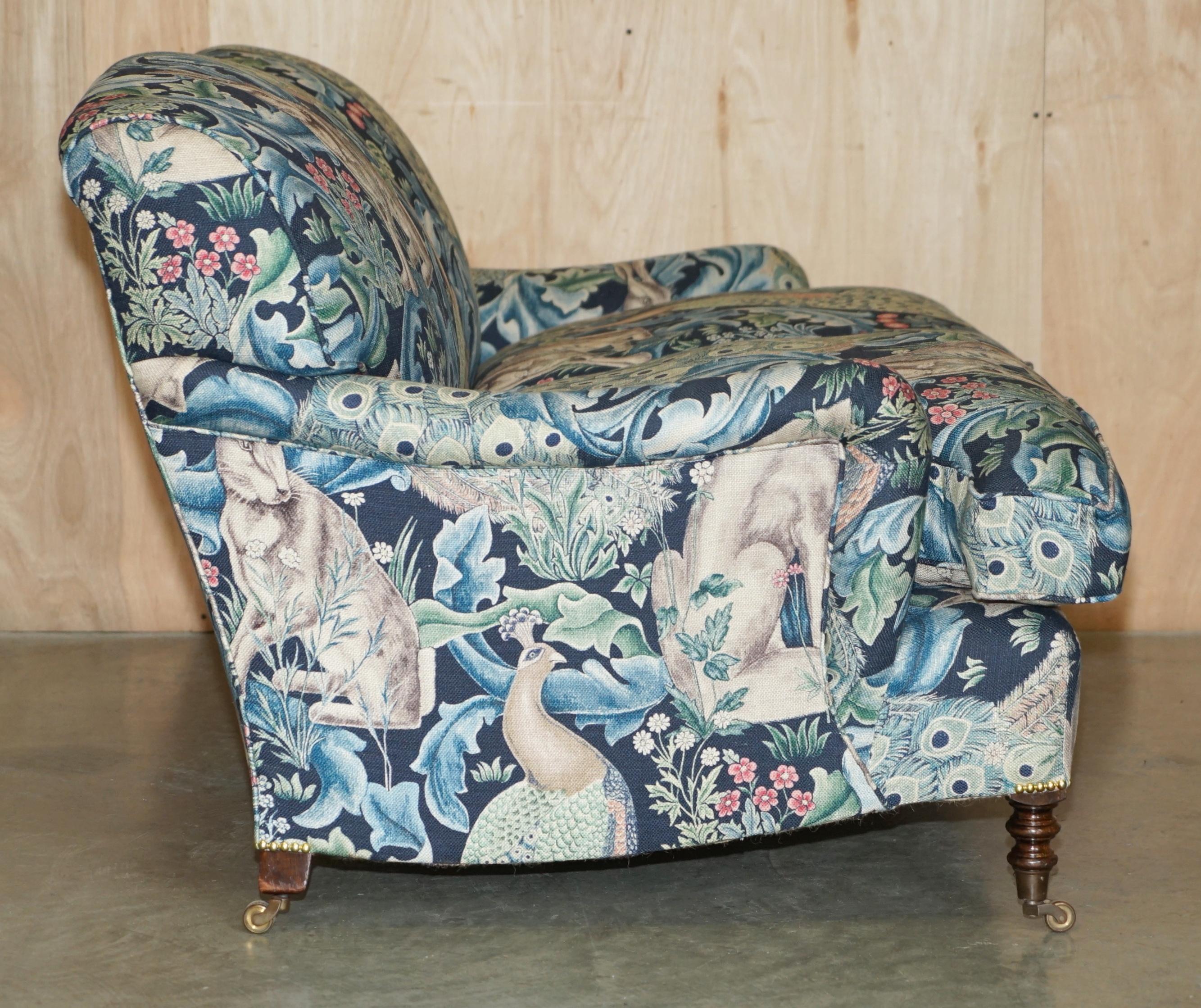  GEORGE SMiTH HOWARD & SON'S WILLIAM MORRIS SOFA ARMCHAIR SUITE For Sale 1