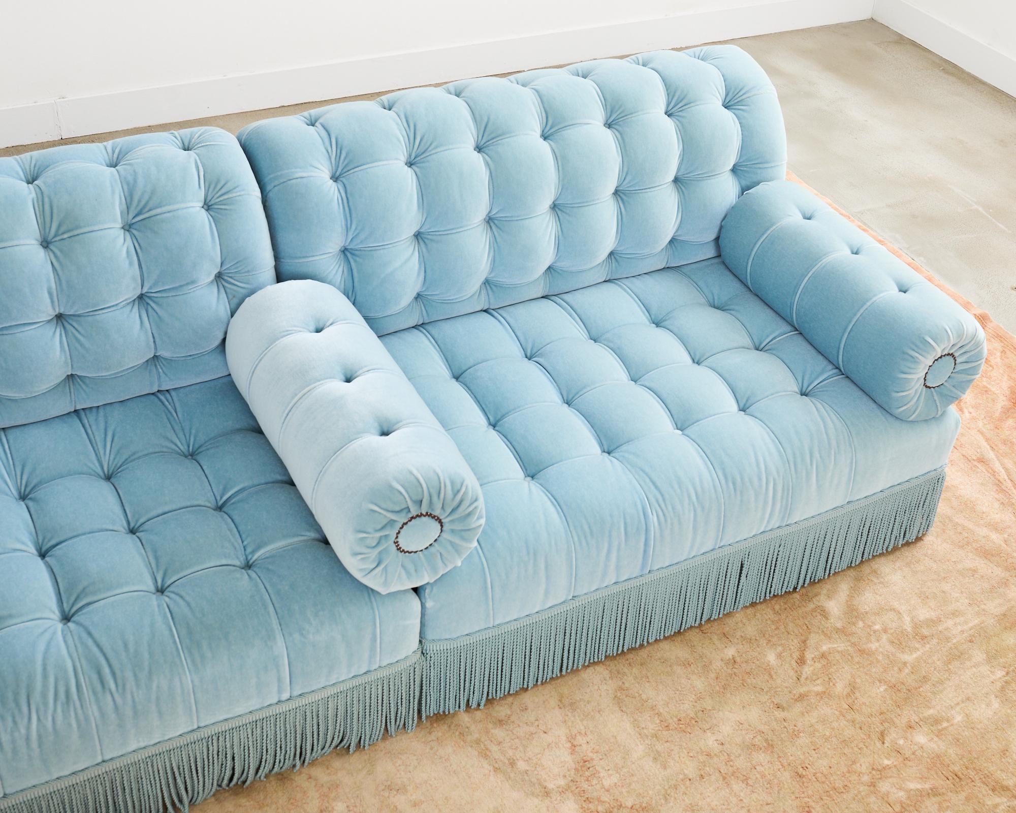 George Smith Mohair Samt Ottomane Sofa Banquette im Zustand „Gut“ im Angebot in Rio Vista, CA