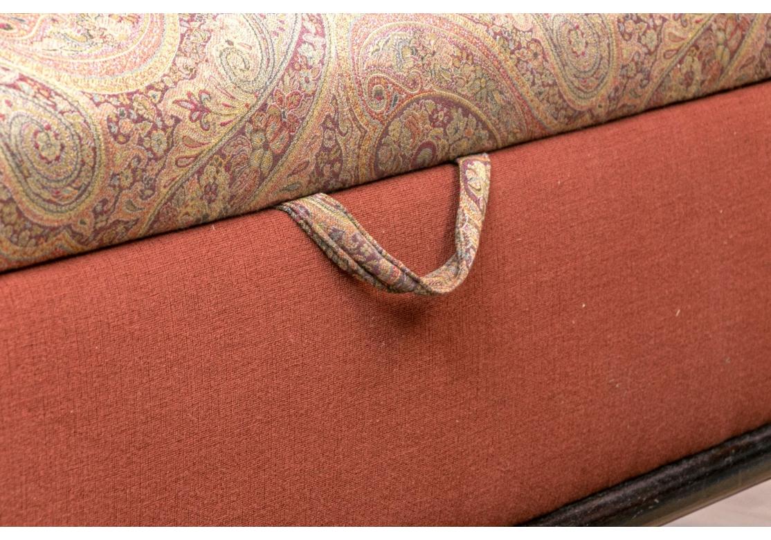 Hollywood Regency Ottoman de rangement surdimensionné George Smith