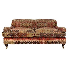 Sofa « Signature » de George Smith, 2,5 places, en laine turque Kilims