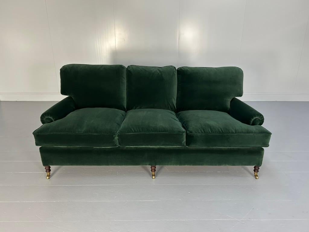 XXIe siècle et contemporain Canapé 3 places « Signature » de George Smith, en velours italien vert foncé en vente