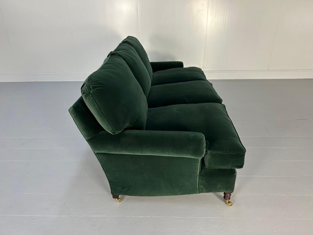 Canapé 3 places « Signature » de George Smith, en velours italien vert foncé en vente 1