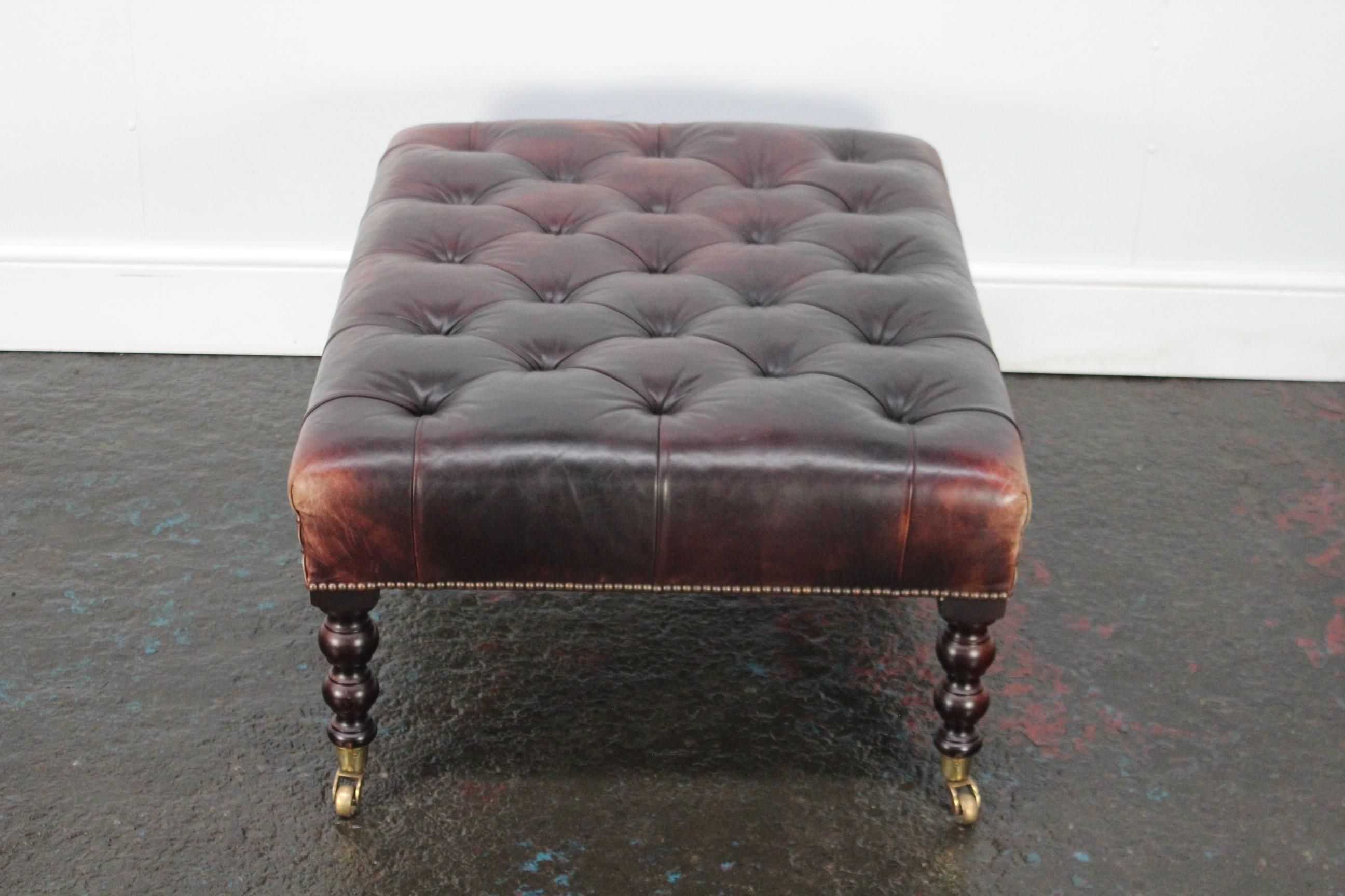 George Smith “Signature” Buttoned Footstool in Sublime Oxblood Leather In Good Condition In Barrowford, GB