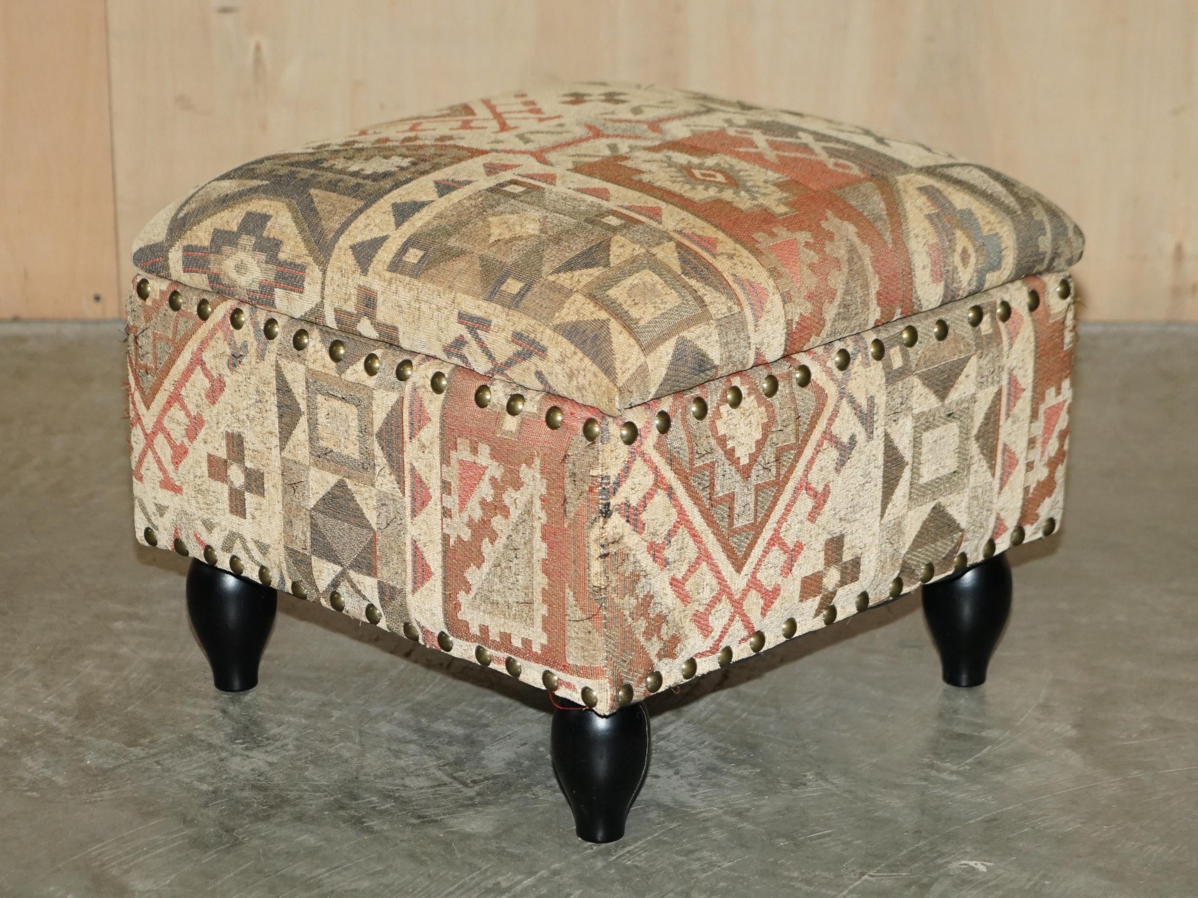 George Smith Style Kilim Armchair & Ottoman Footstool with Internal Storage For Sale 5
