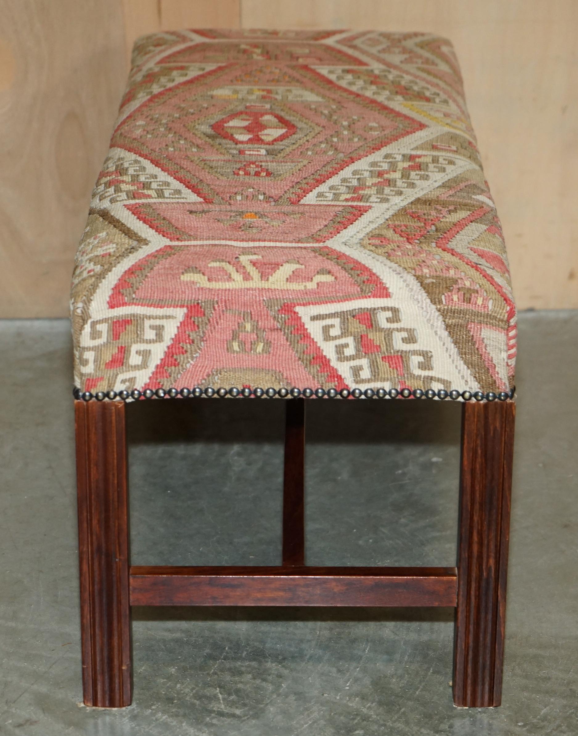 GEORGE SMITH VICTORiAN STYLE KILIM UPHOLSTERED FOOTSTOOL BENCH FOR 2 TWO SHARE in vendita 5