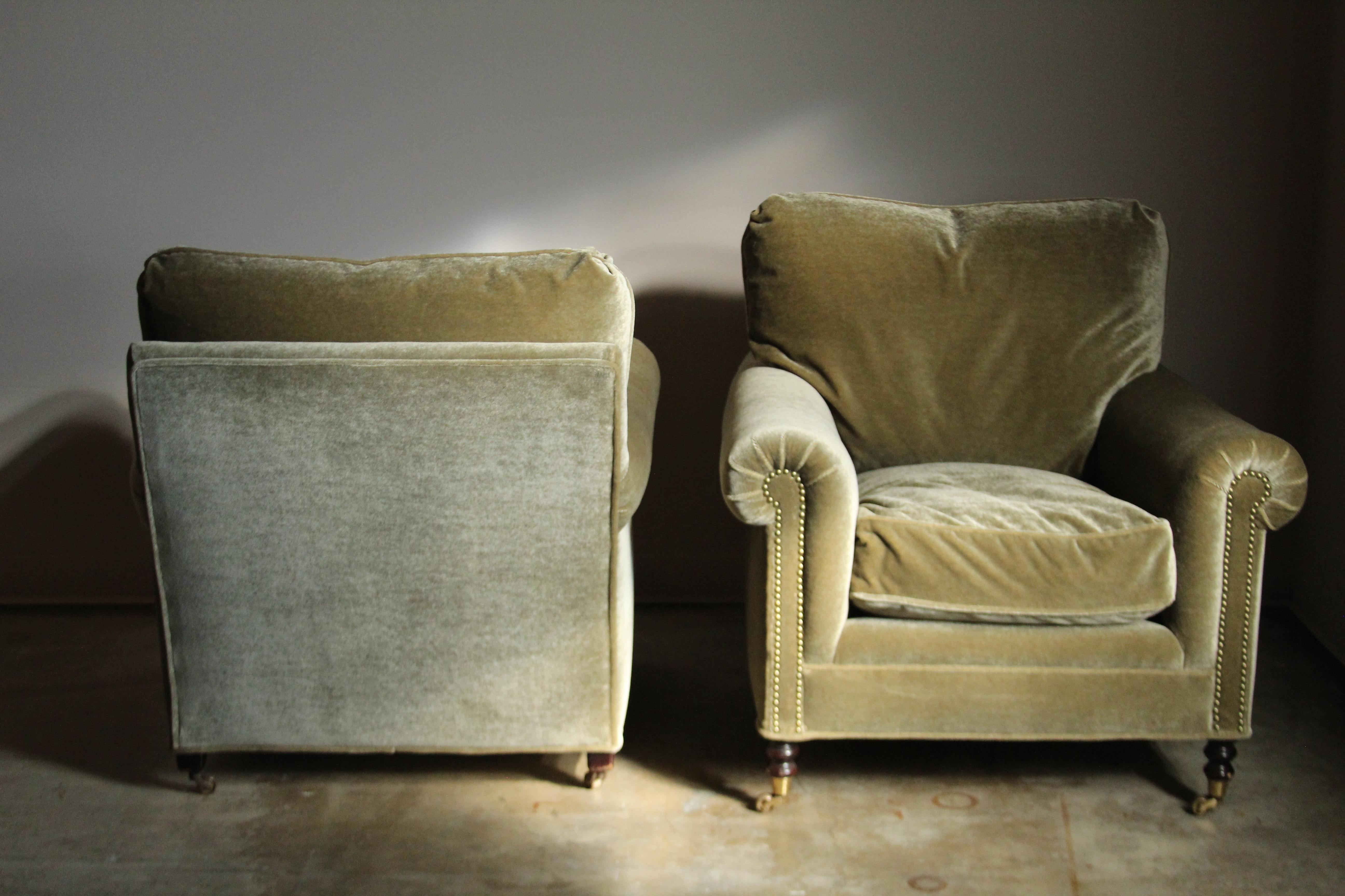 Mohair Paire de fauteuils club vintage en mohair de George Smith, années 2000 en vente