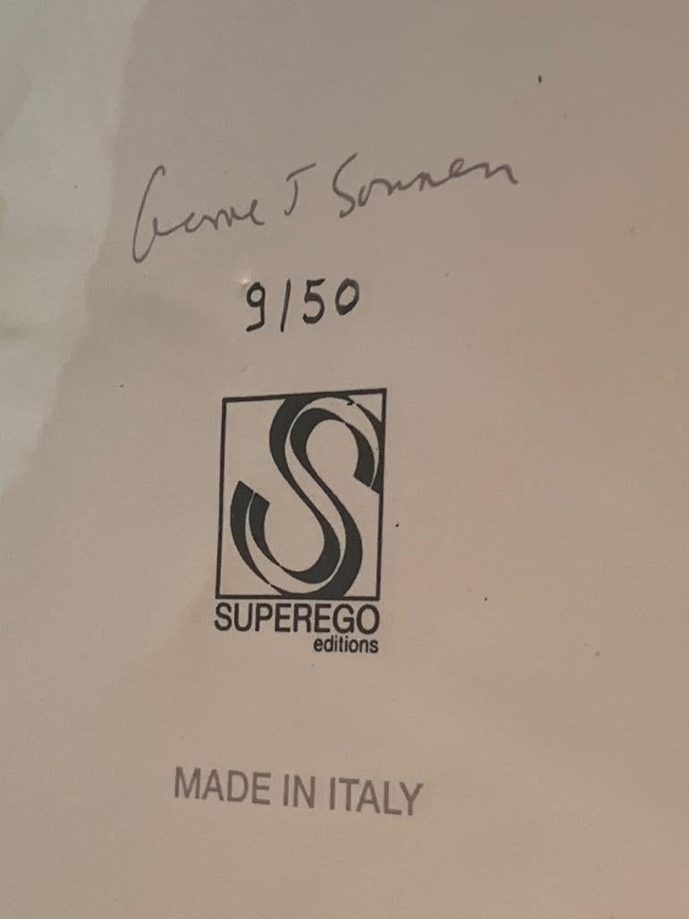 Italienische Keramikvase, rot, Modell von George Sowden für Superego Editions. im Zustand „Hervorragend“ im Angebot in Milan, Italy