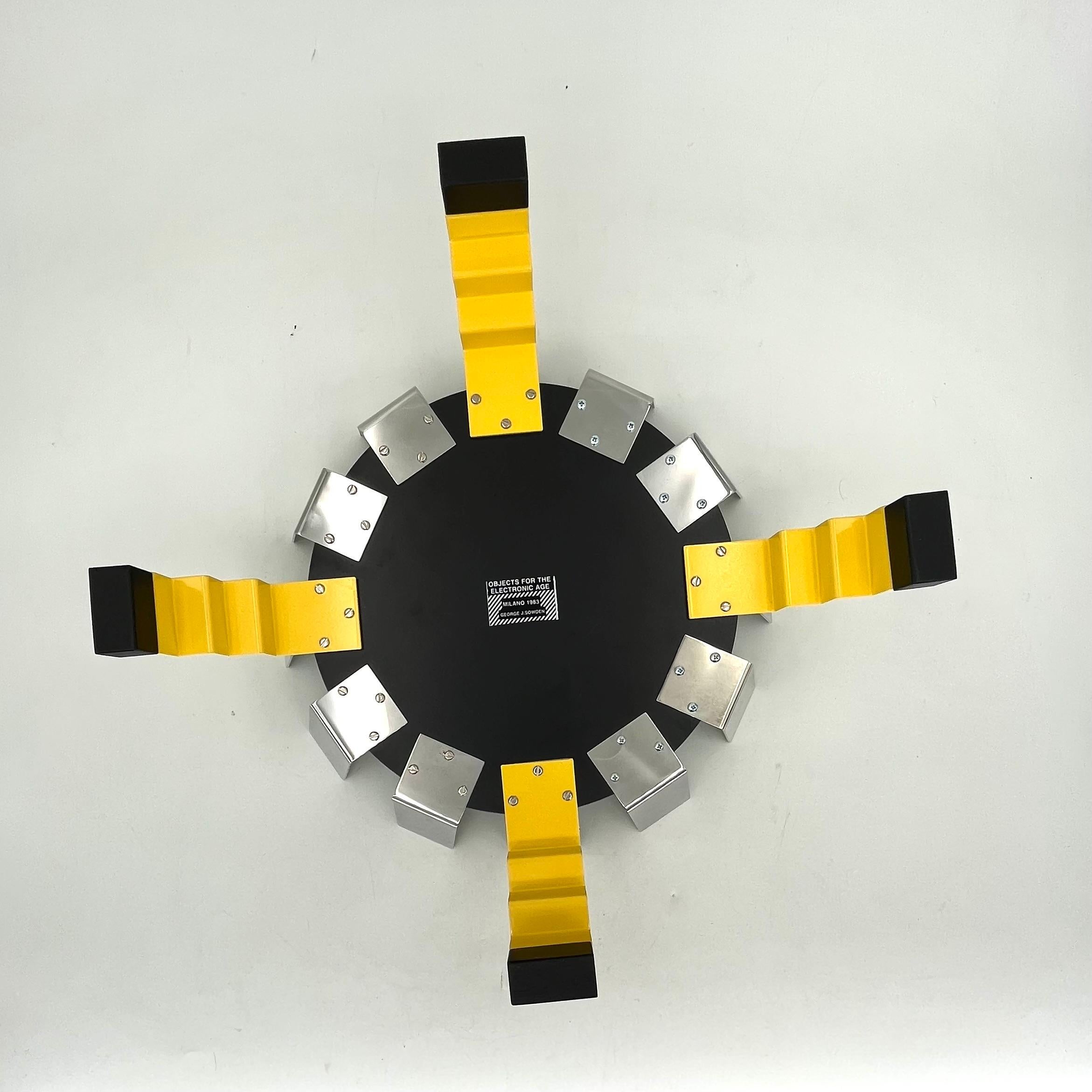 George SOWDEN Coupe à fruits Fruit Bowl Penrose objects for the electronic age For Sale 10