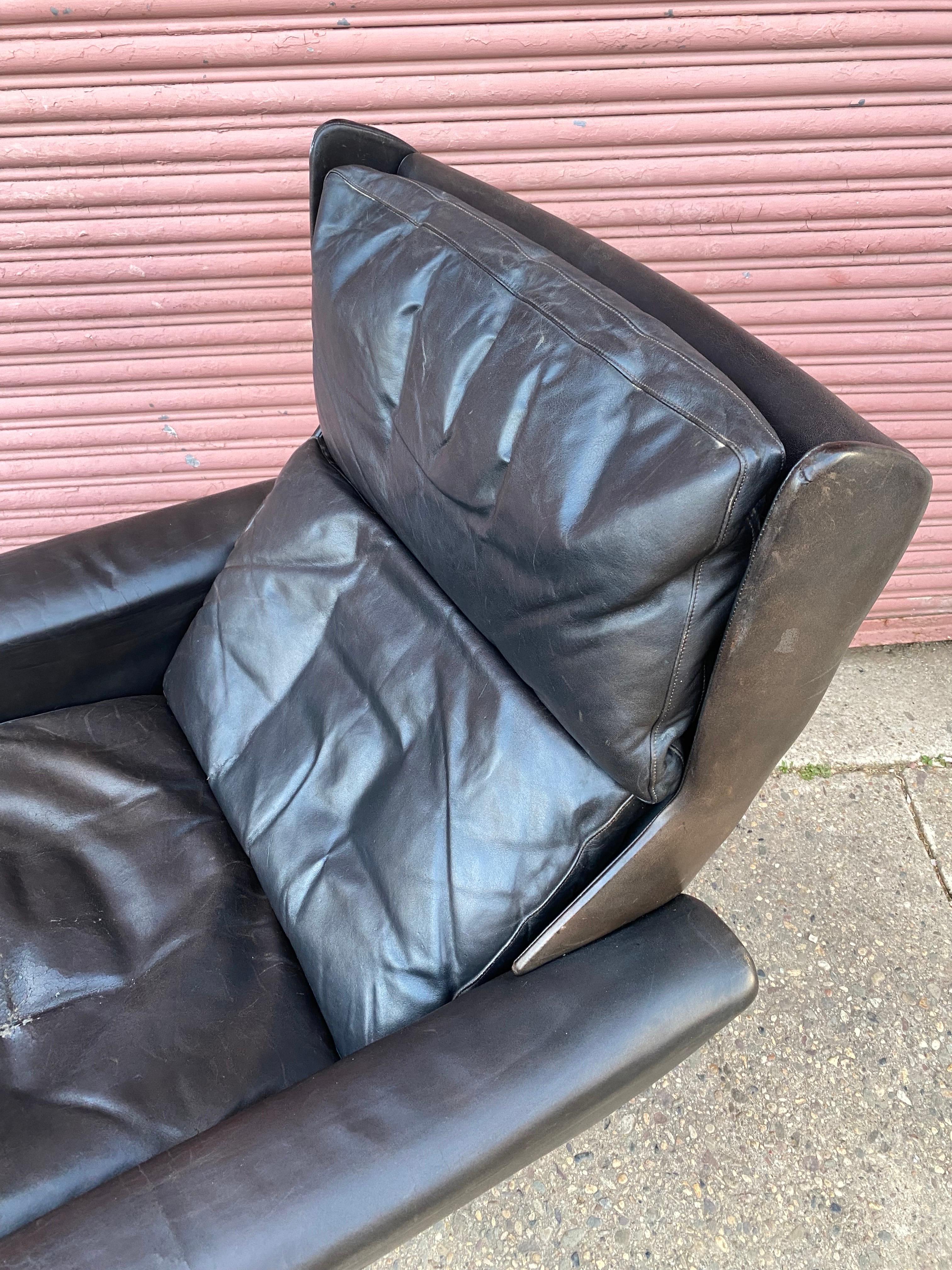 George Thams for A. S. Vejen Leather and Chrome Danish Lounge Chair and Ottoman For Sale 5
