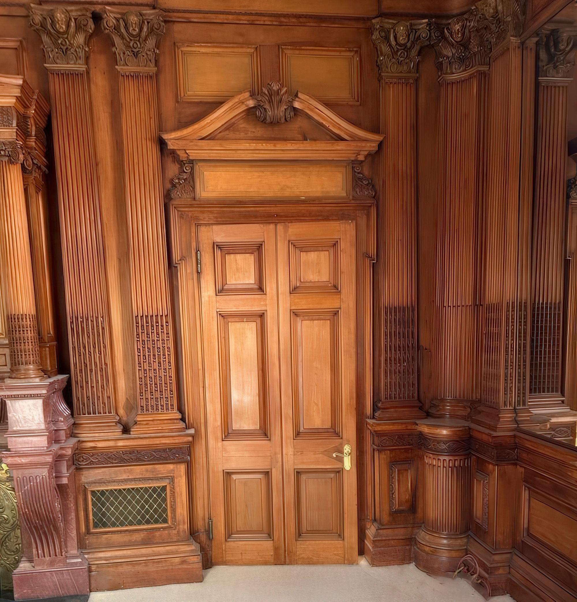 George Trollope & Sons fireplace & room, Paris Exhibition 1878 Gold Medal Winner In Good Condition For Sale In London, GB