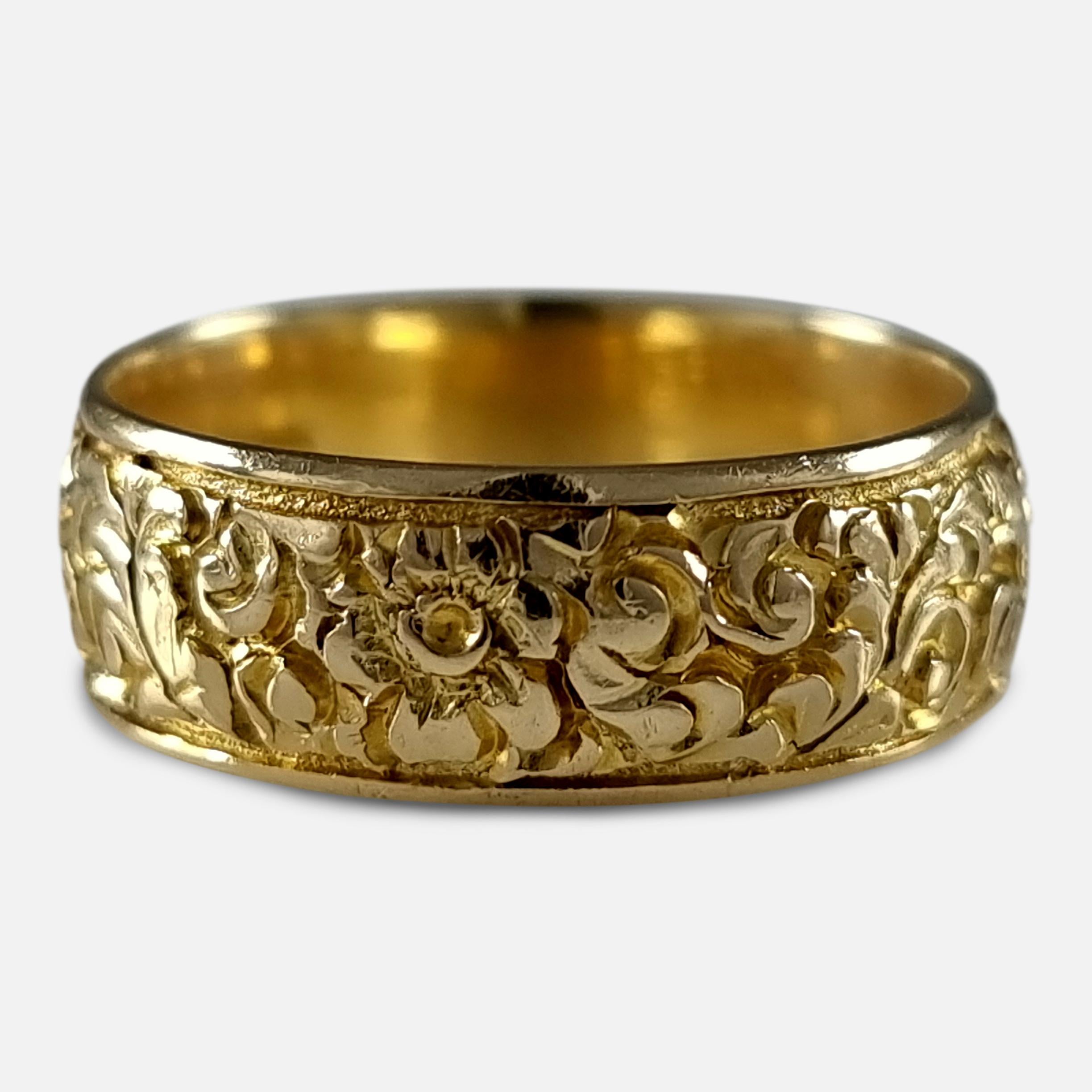 Women's or Men's George V 18 Carat Gold Engraved Keeper Ring, 1926