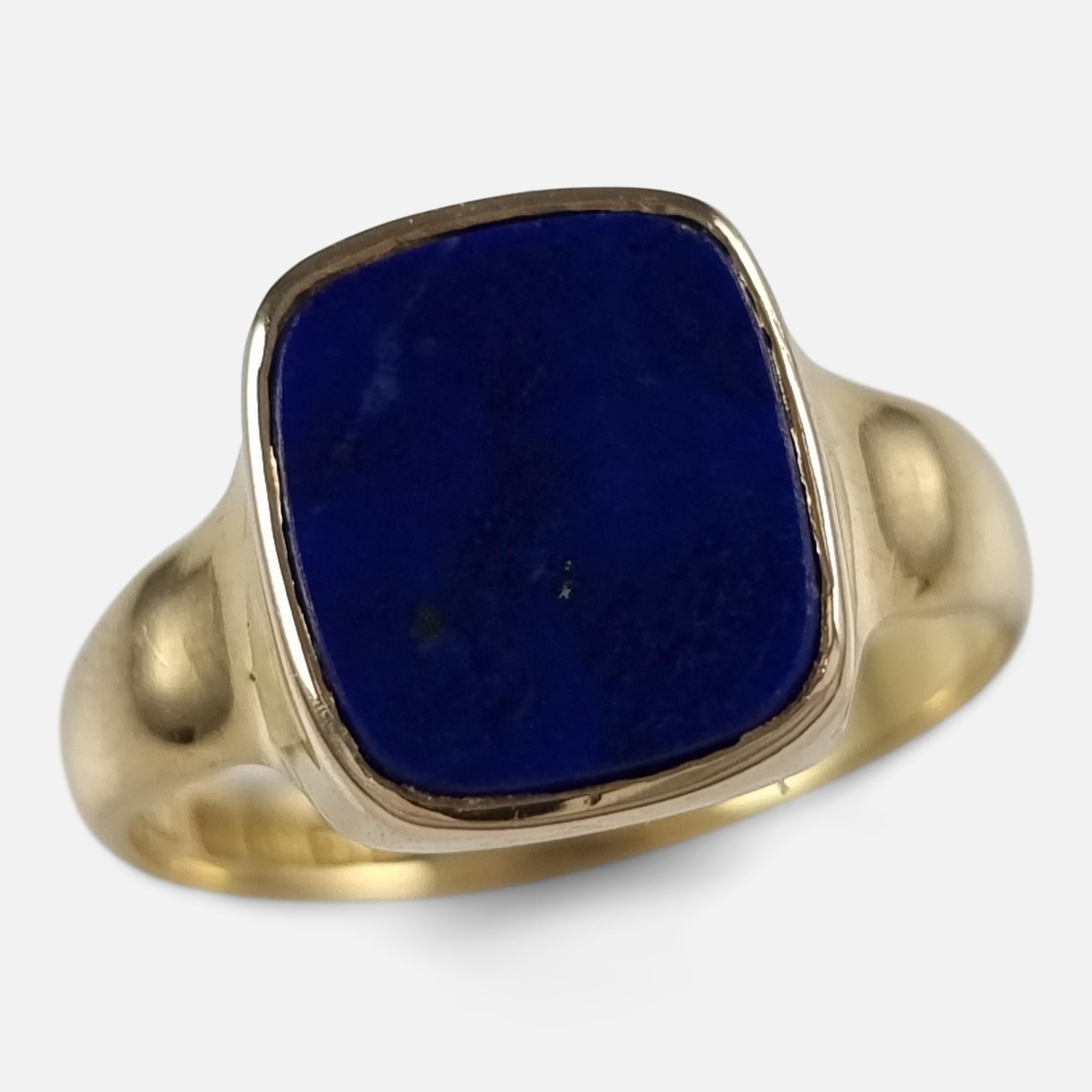 An antique George V 18ct yellow gold Lapis Lazuli signet ring.

The ring is hallmarked with Birmingham marks, date letter 'n' to denote 1912, and stamped '18' for 18ct carat gold.

Date: - 1912.

Engraving: - None.

Maker: - 'G&G·N'.

Measurement: -