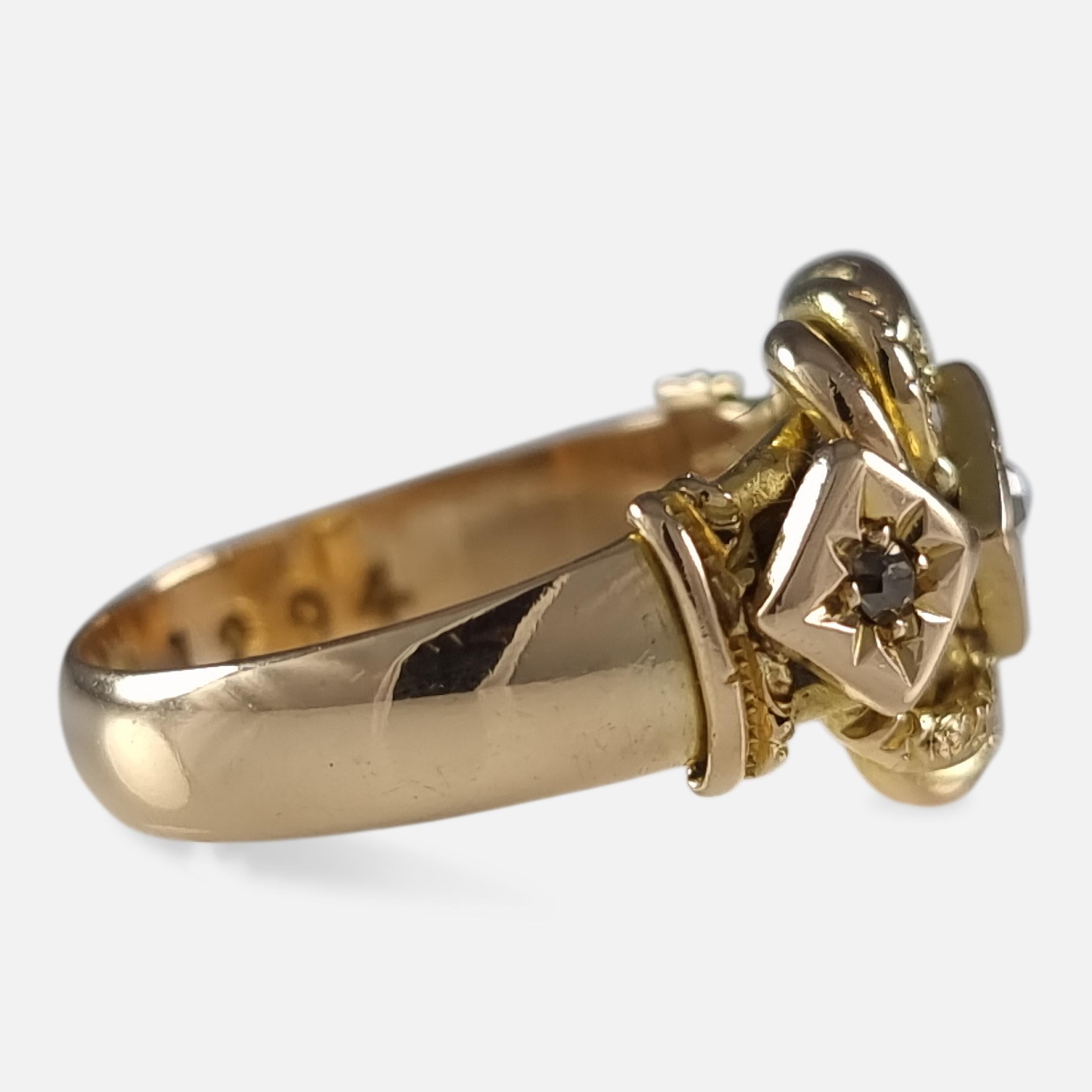 George V Bague à nœud en or jaune 18 carats et diamants, 1919 Unisexe en vente