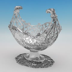 Piatto da centro in argento traforato del periodo di George V realizzato a Londra nel 1912