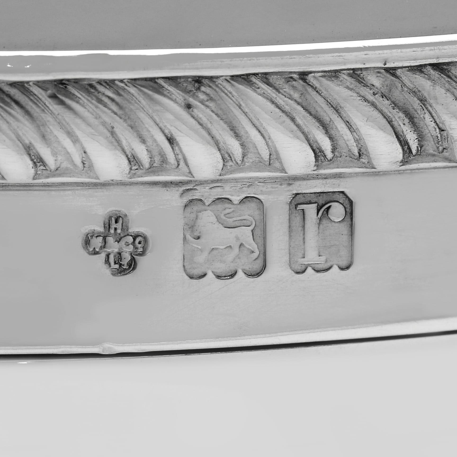 Biscottiera in argento sterling George V - Londra 1912 di Horace Woodward & Co. in vendita 1