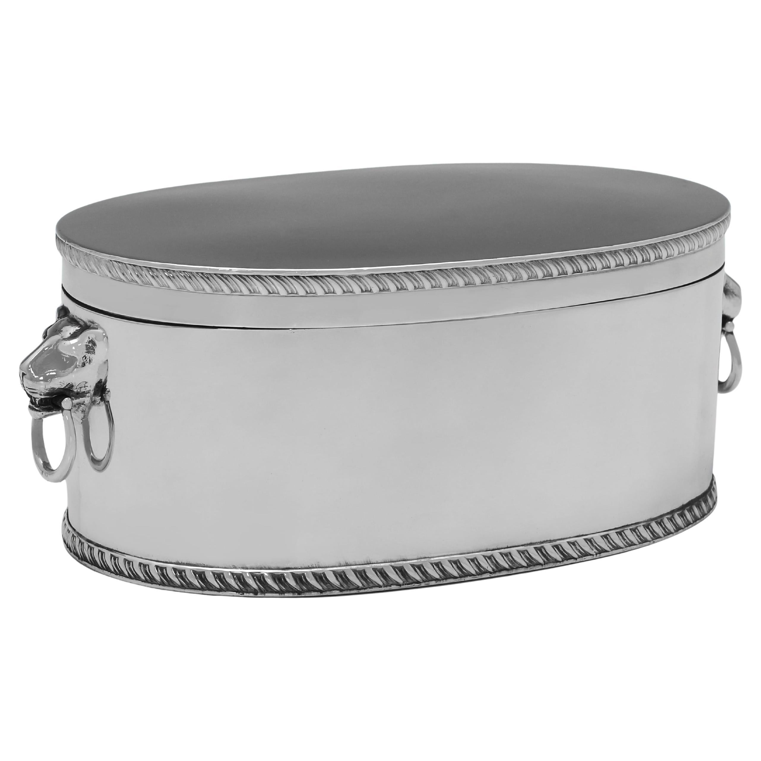 Biscottiera in argento sterling George V - Londra 1912 di Horace Woodward & Co.