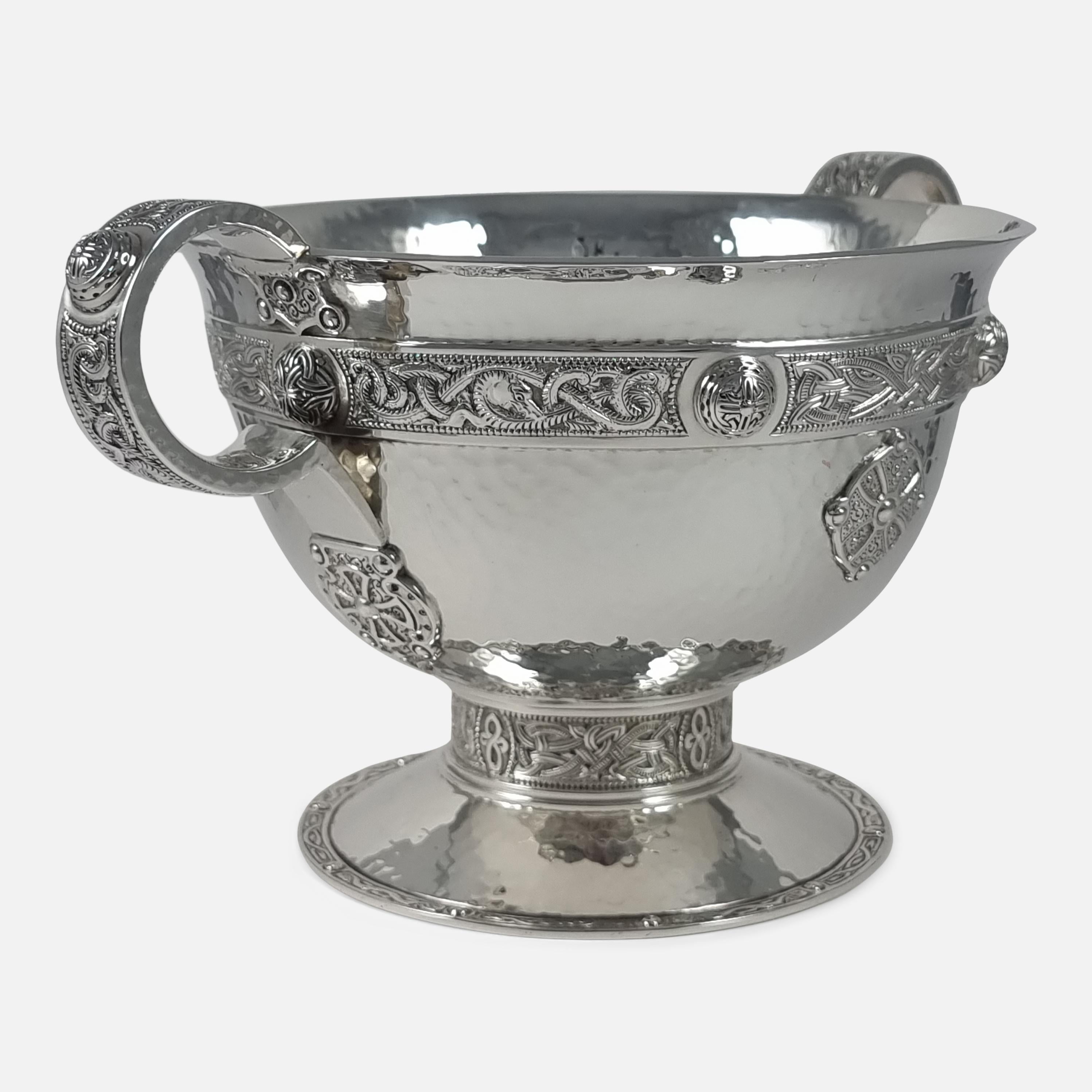 George V Sterling Silver Celtic Revival Bowl, Edward & Sons, 1915 For Sale 3