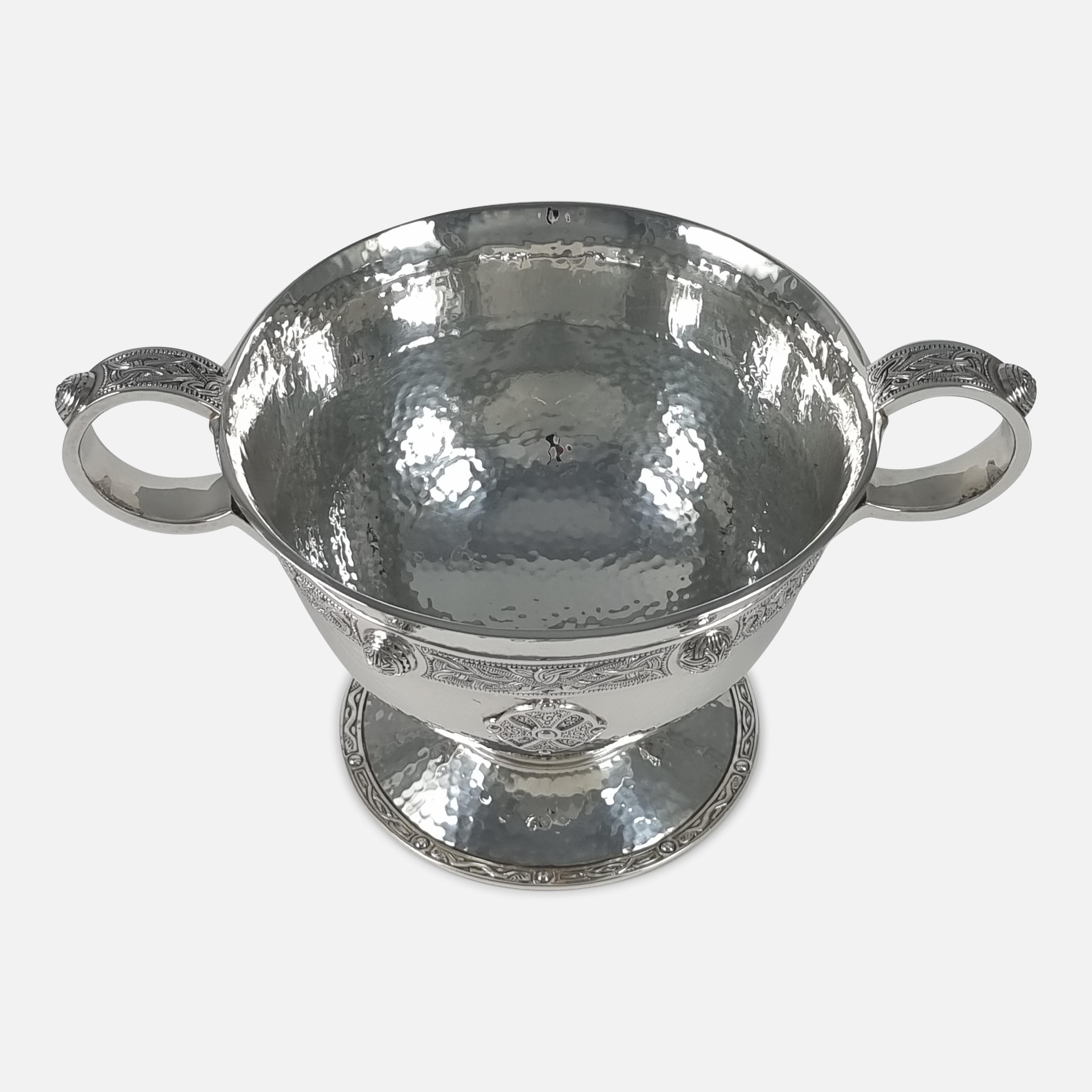George V Sterling Silver Celtic Revival Bowl, Edward & Sons, 1915 For Sale 9