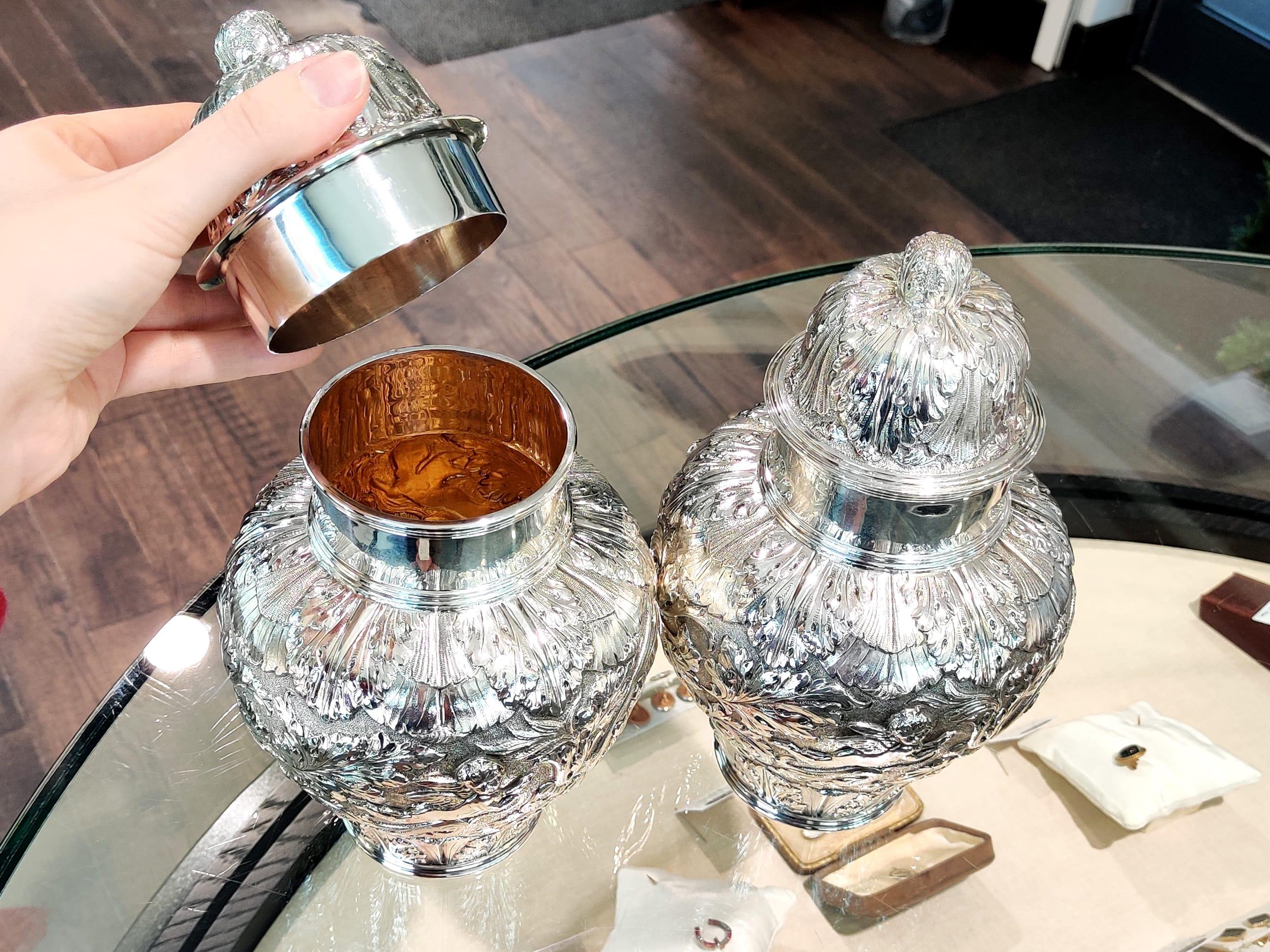An exceptional, fine and impressive, large pair of antique George V English sterling silver ginger jars; an addition to our silver teaware collection

These exceptional, fine and impressive antique George V sterling silver tea caddies have a