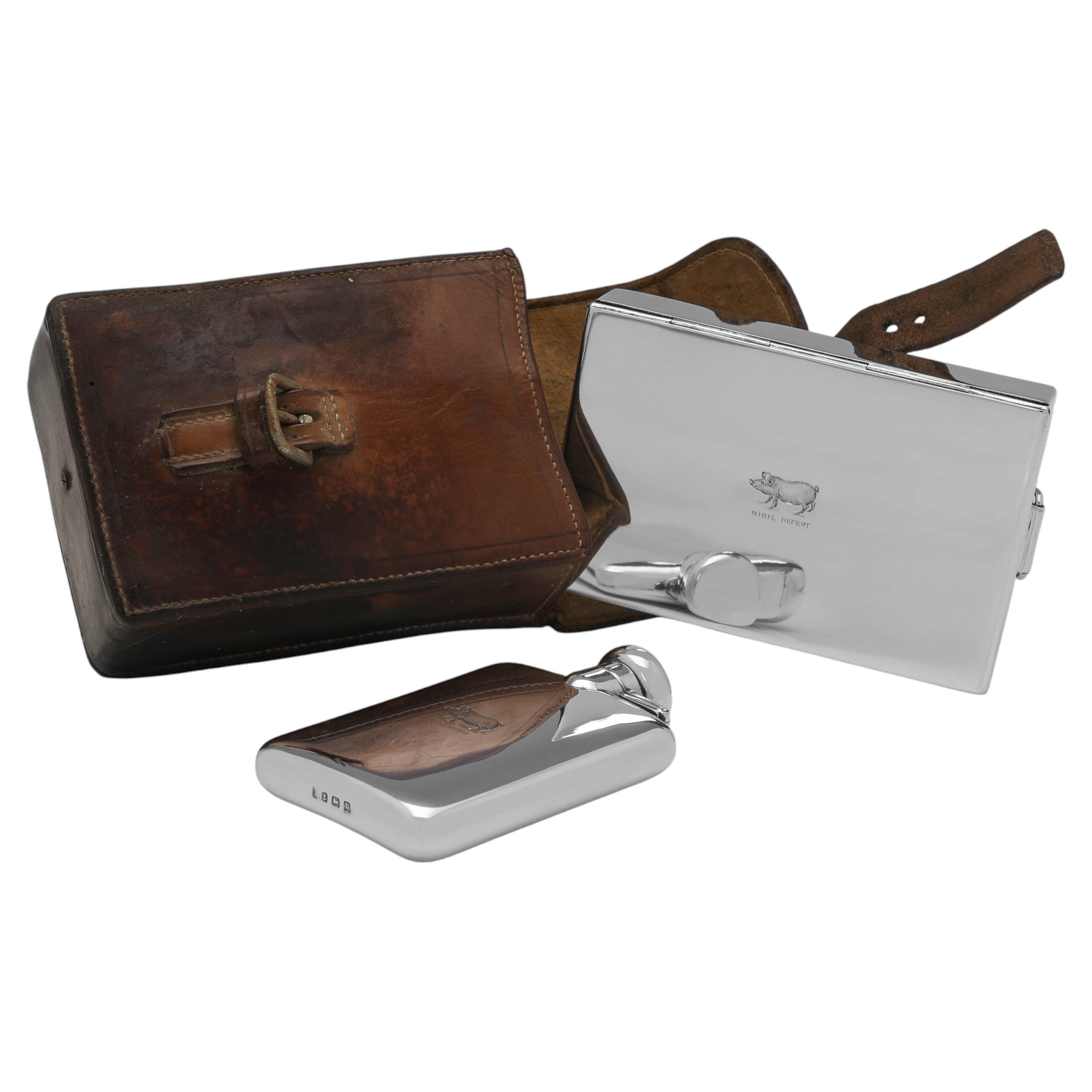 George V Sterling Silver Hip Flask & Sandwich Box Set, 1913 For Sale