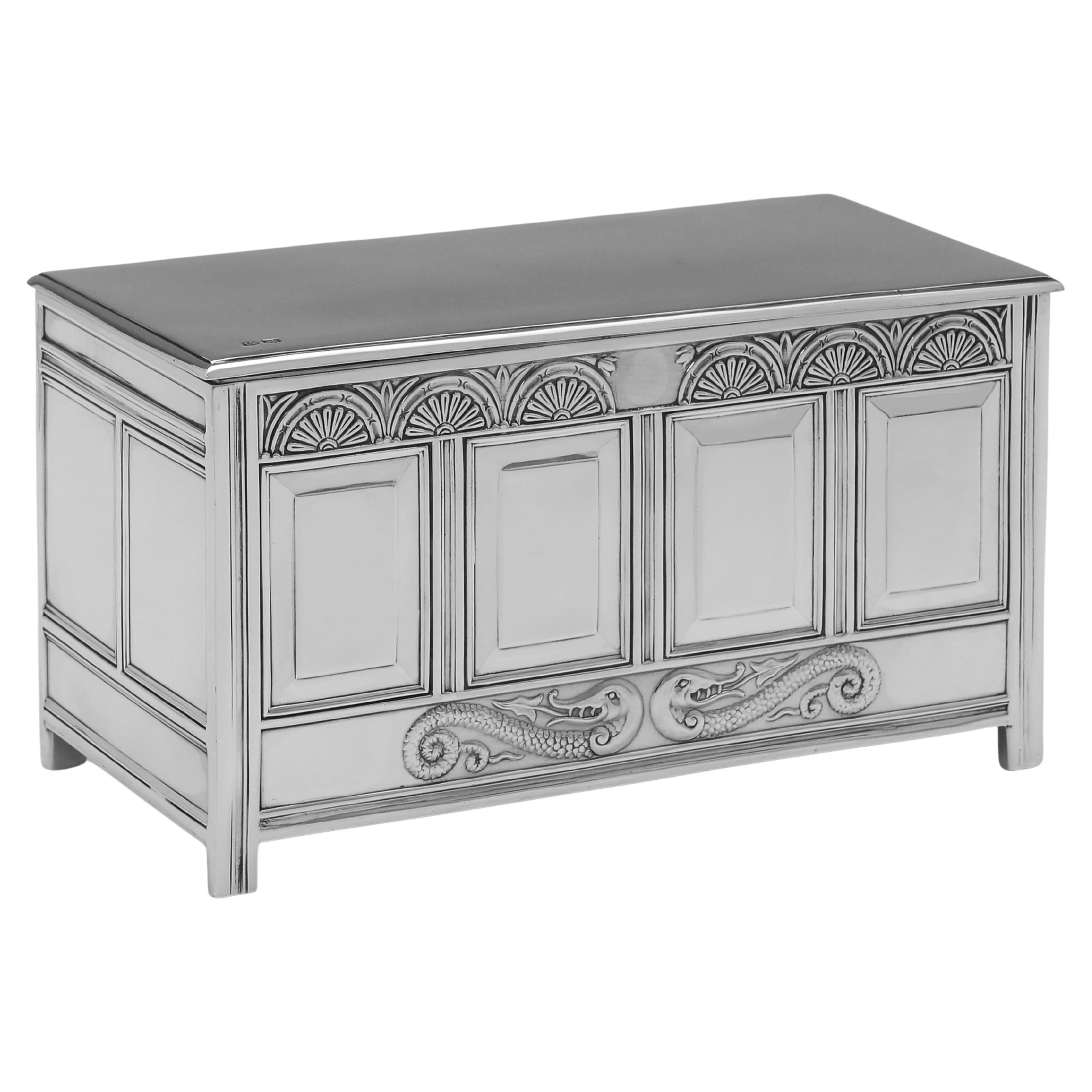 George V Sterling Silver Jewellery Box by Thomas Bradbury & Sons made in 1923