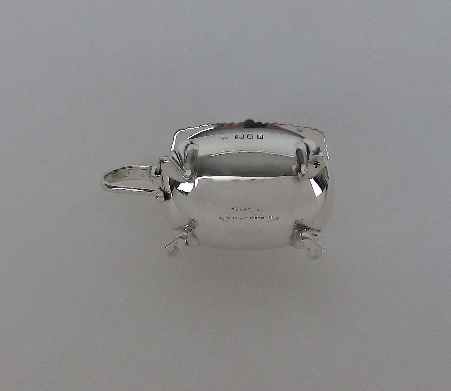Antique Sterling Silver Mustard Pots from the Goldsmiths & Silversmiths Co Ltd 11