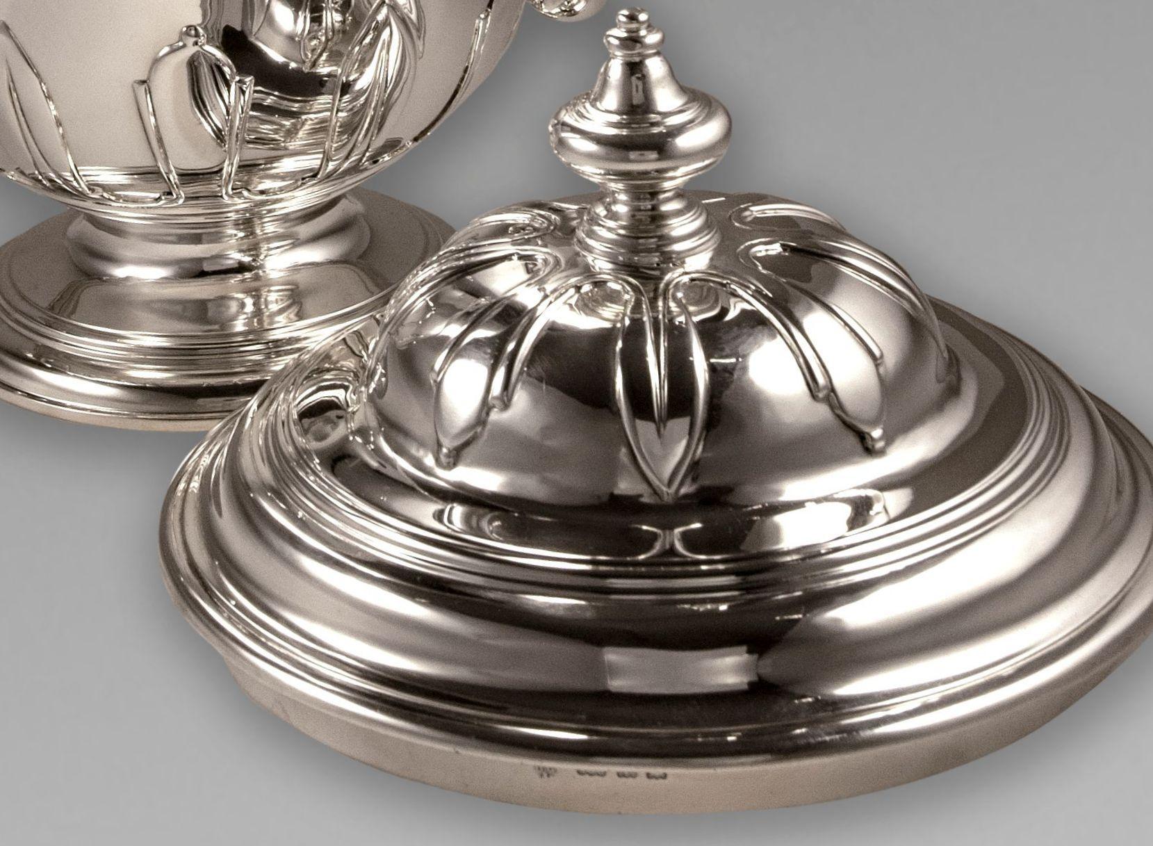 English George V Sterling Silver Two Handled Trophy Cup and Cover For Sale