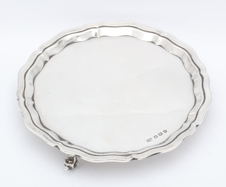 George VI Period Sterling Silver Footed Salver/Tray By Emile Viner For Sale 2