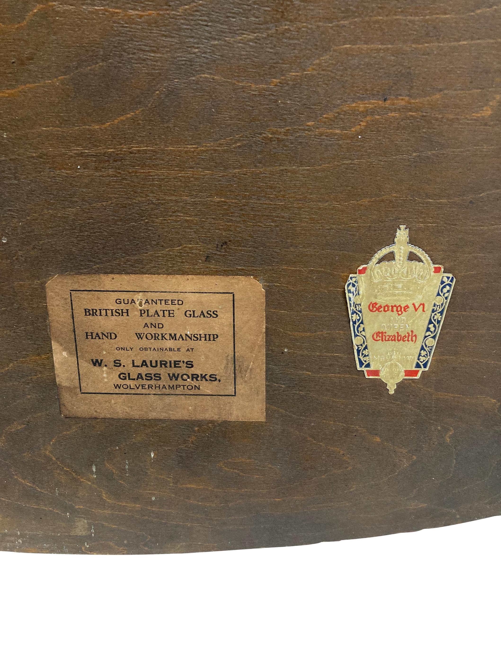 Miroir à couronne commémorative de George VI et de la Reine Elizabeth en vente 1