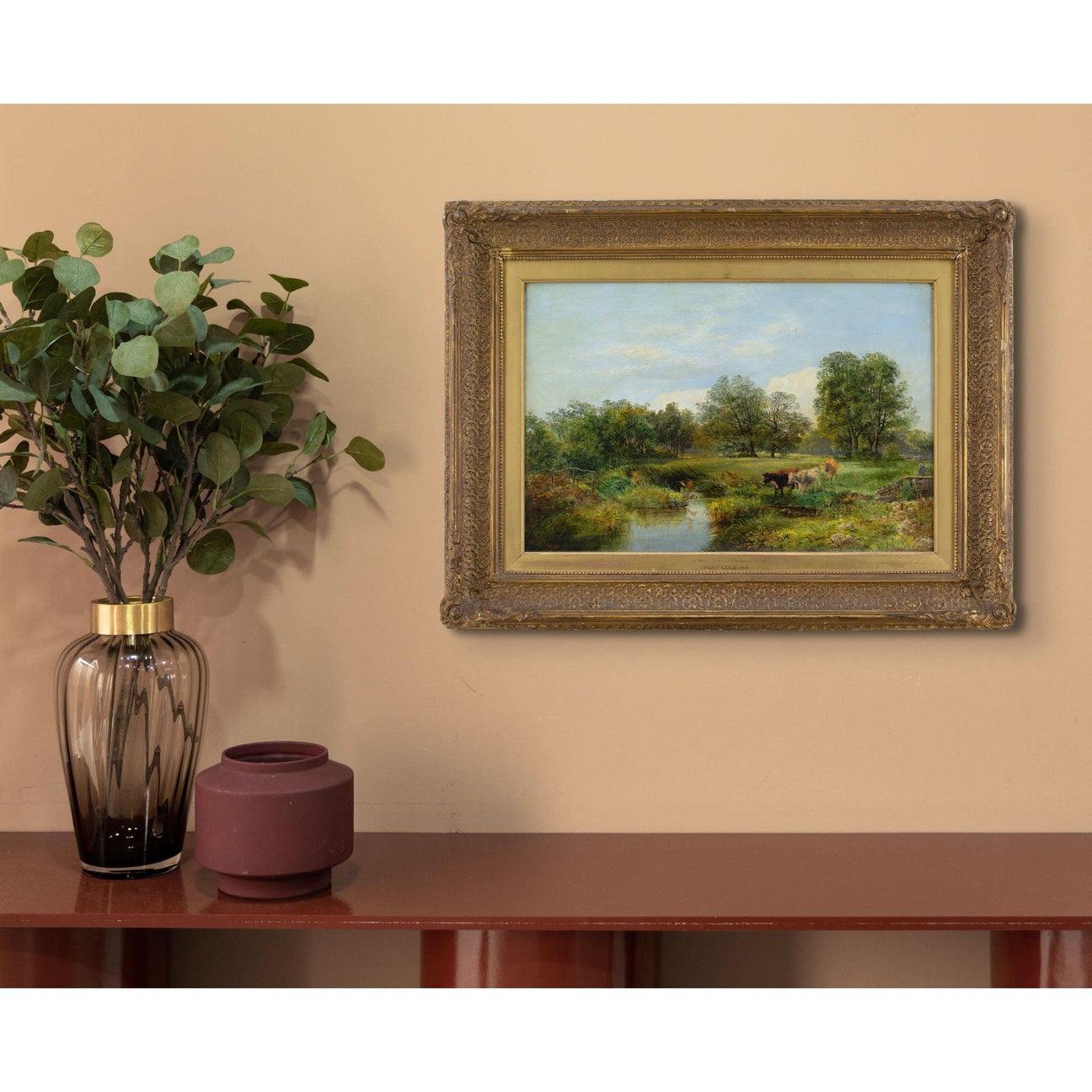 Questo dipinto a olio del XIX secolo dell'eminente artista britannico George Cole RA (1833-1893) raffigura una giornata estiva sul fiume Arun.

Con i suoi riflessi scintillanti della flora fluviale, lo splendido Arun si snoda umilmente tra i