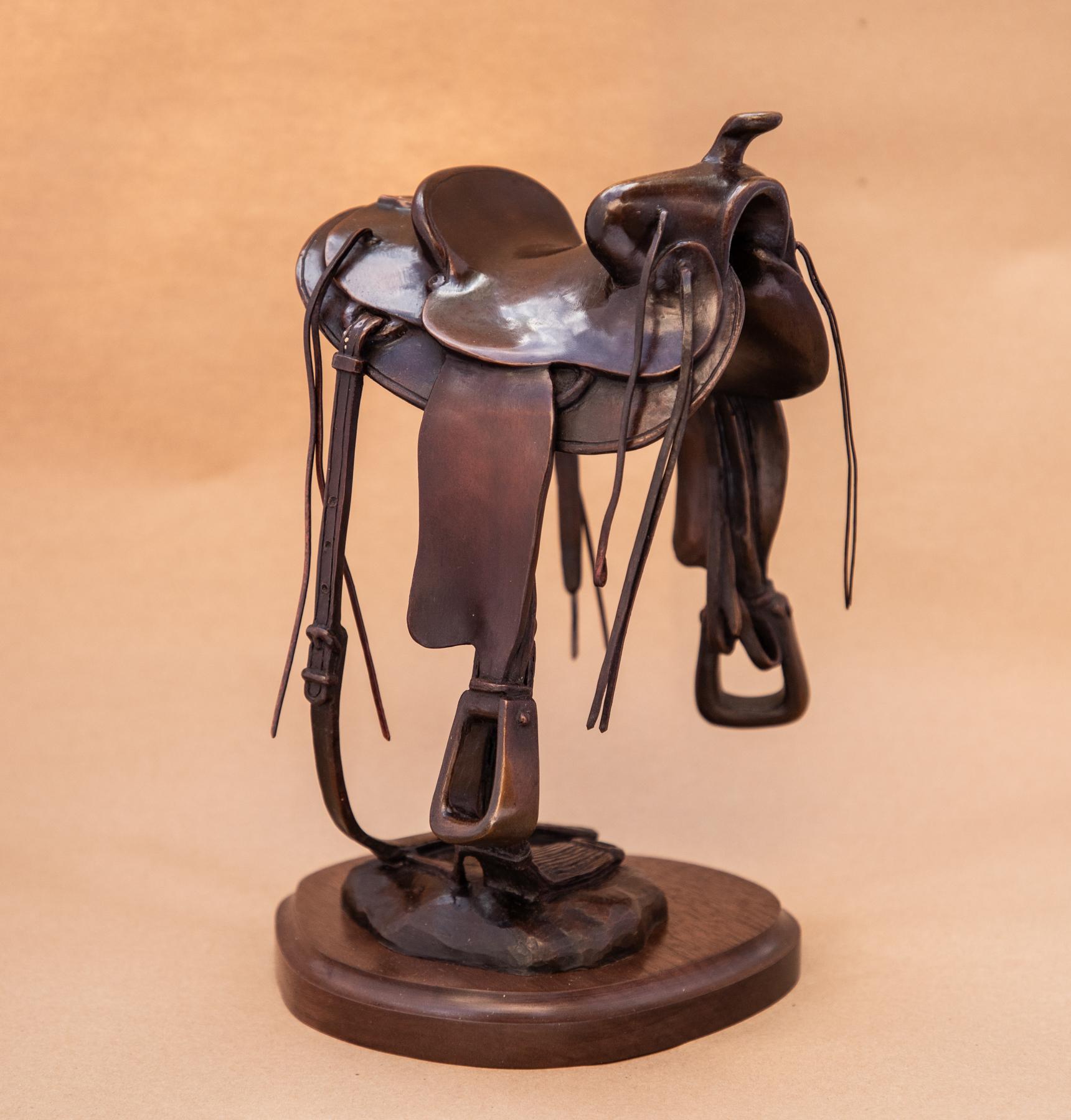 Sattel – Sculpture von George Walbye