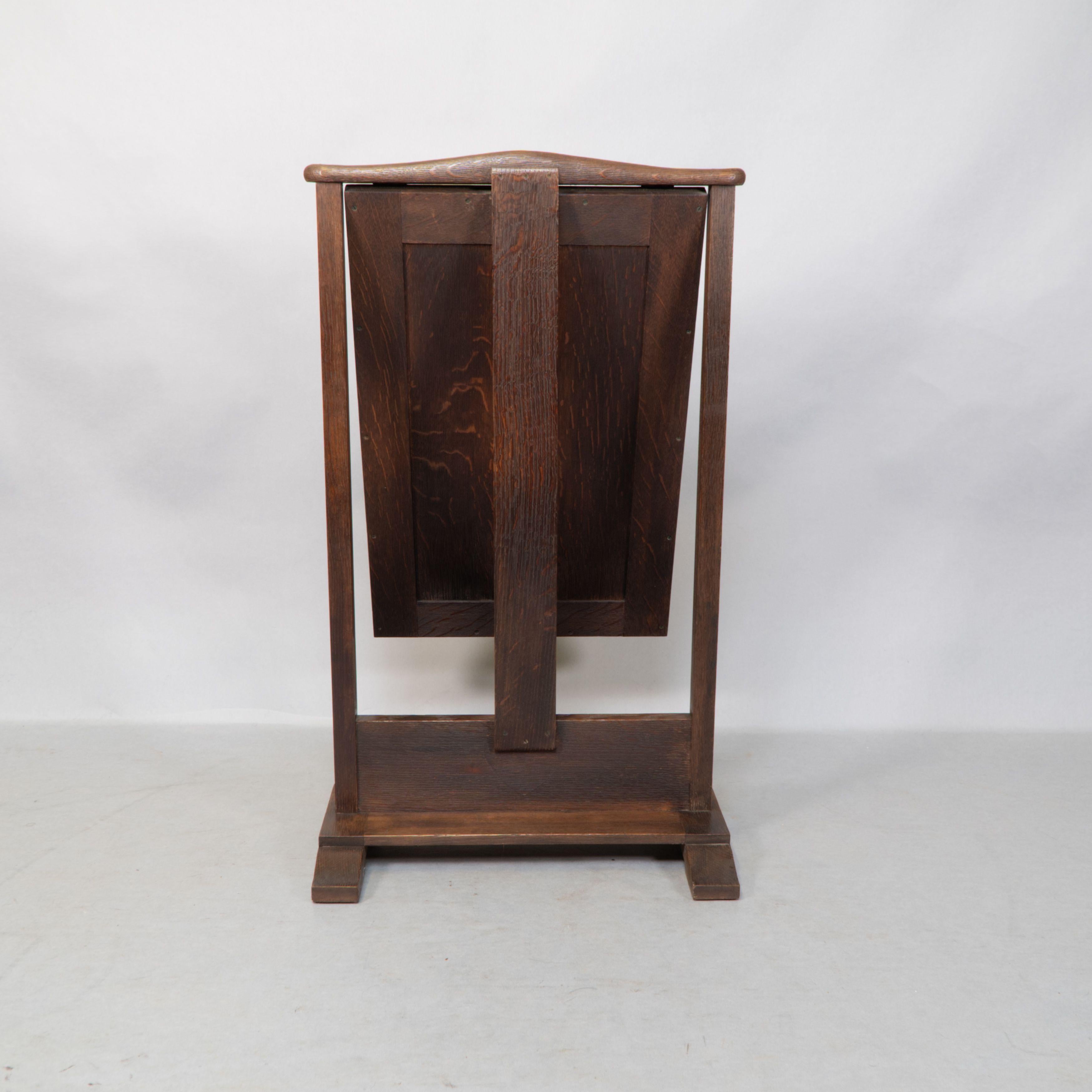 Oak George Walton. An Arts and Crafts oak dressing table mirror For Sale