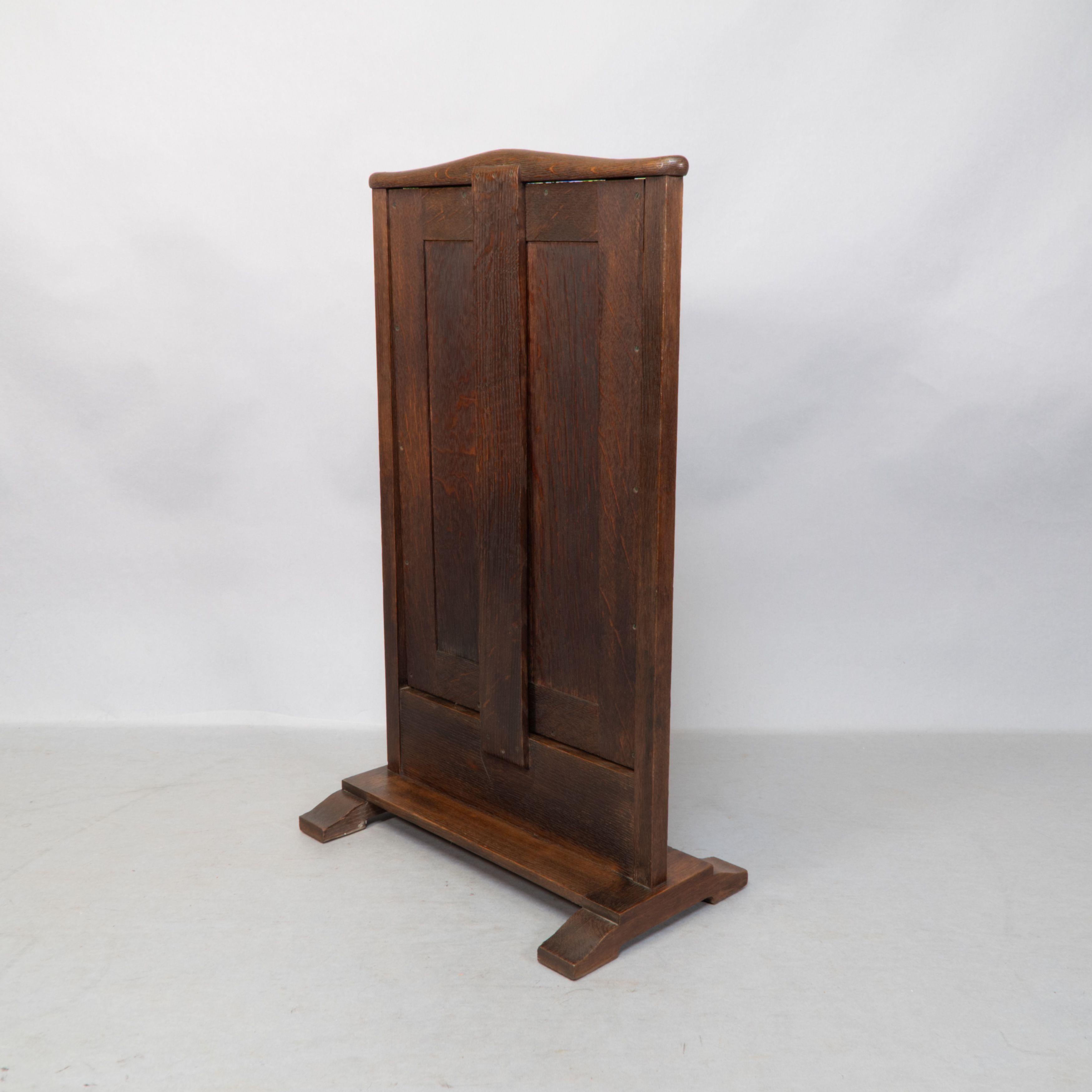 George Walton. An Arts and Crafts oak dressing table mirror For Sale 3