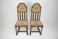 George Walton attribuito, Coppia di sedie Arts & Crafts con intarsi in scacchiera