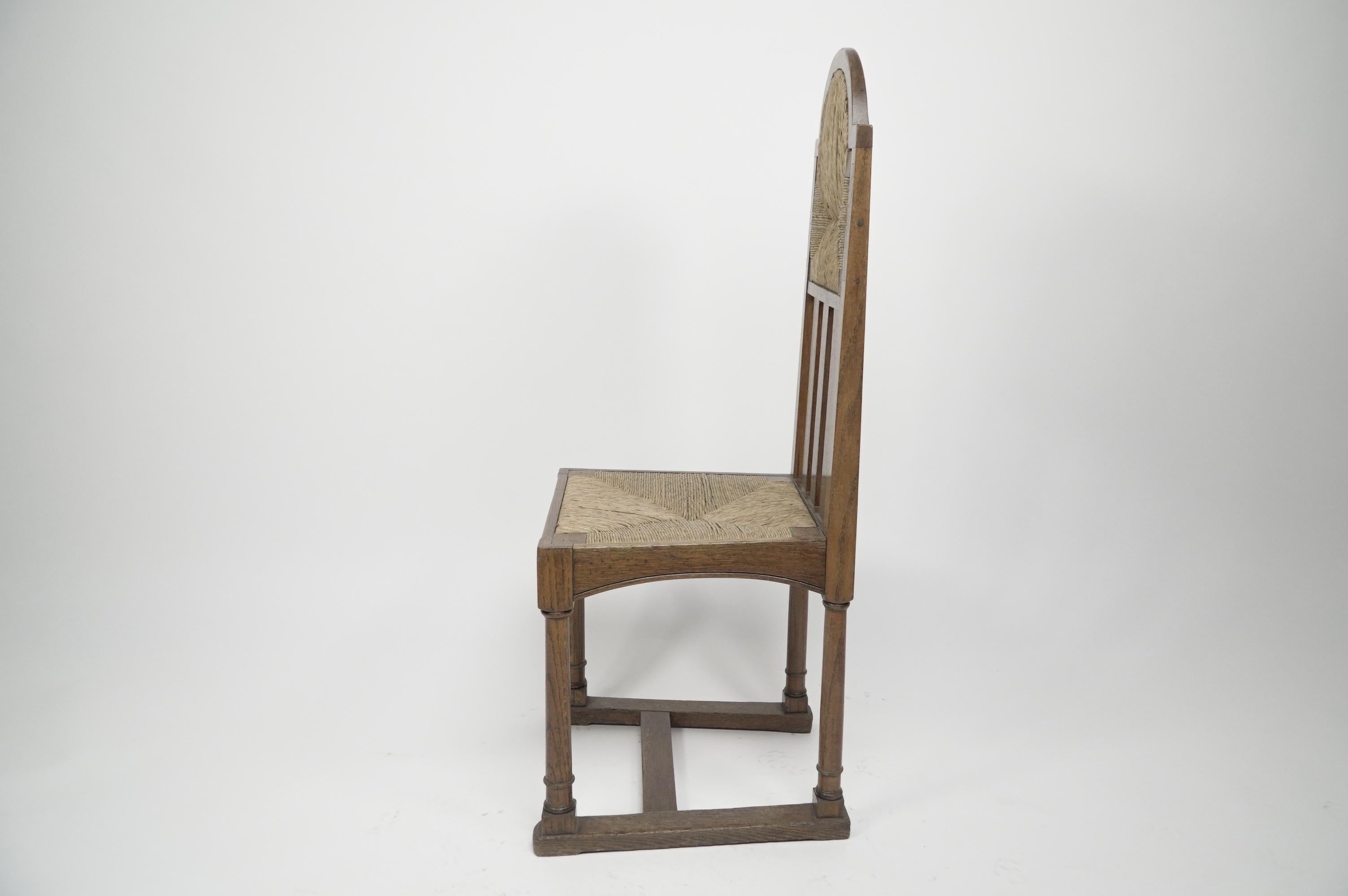 Fine XIX secolo George Walton attribuito, Coppia di sedie Arts & Crafts con intarsi in scacchiera in vendita