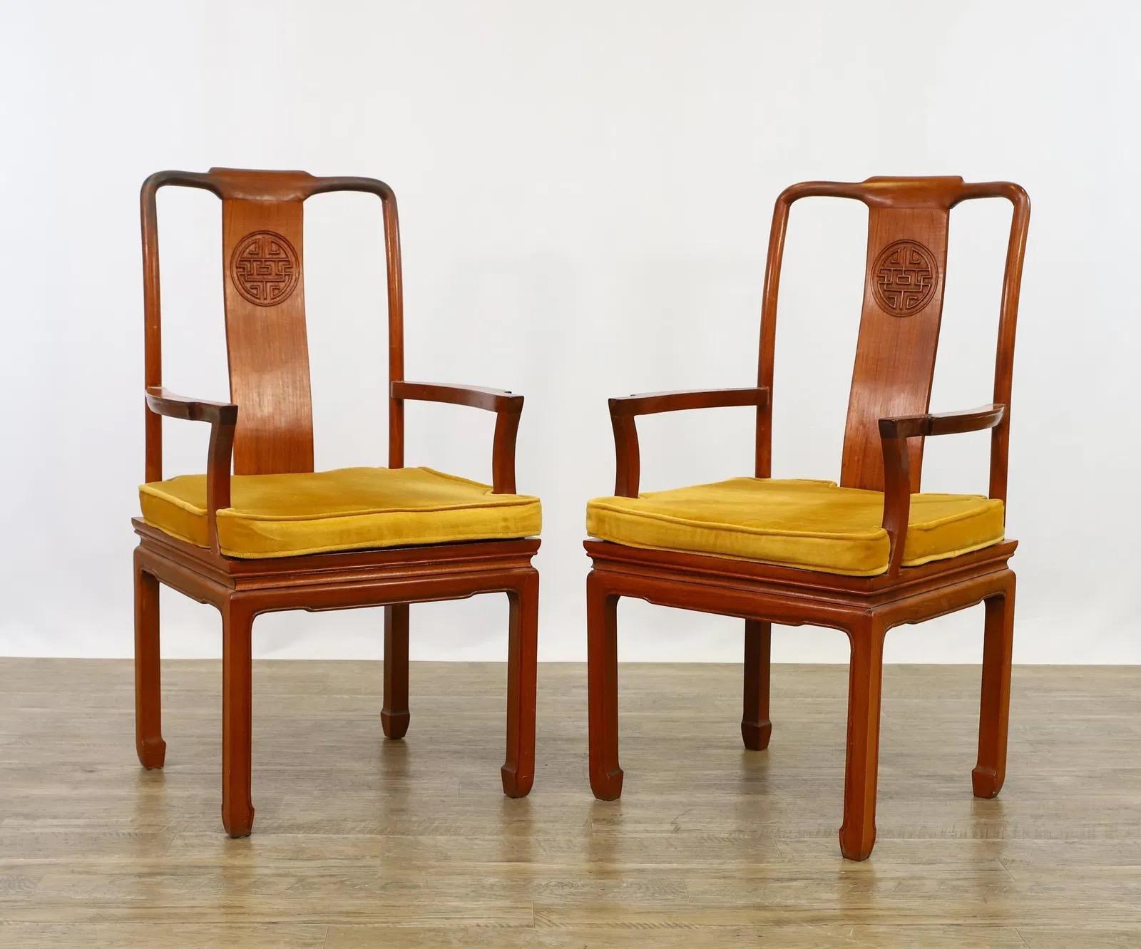 Hong Kong George Zee and Co. Ensemble de table à manger à rallonge anglo-chinois en teck et 8 chaises en vente