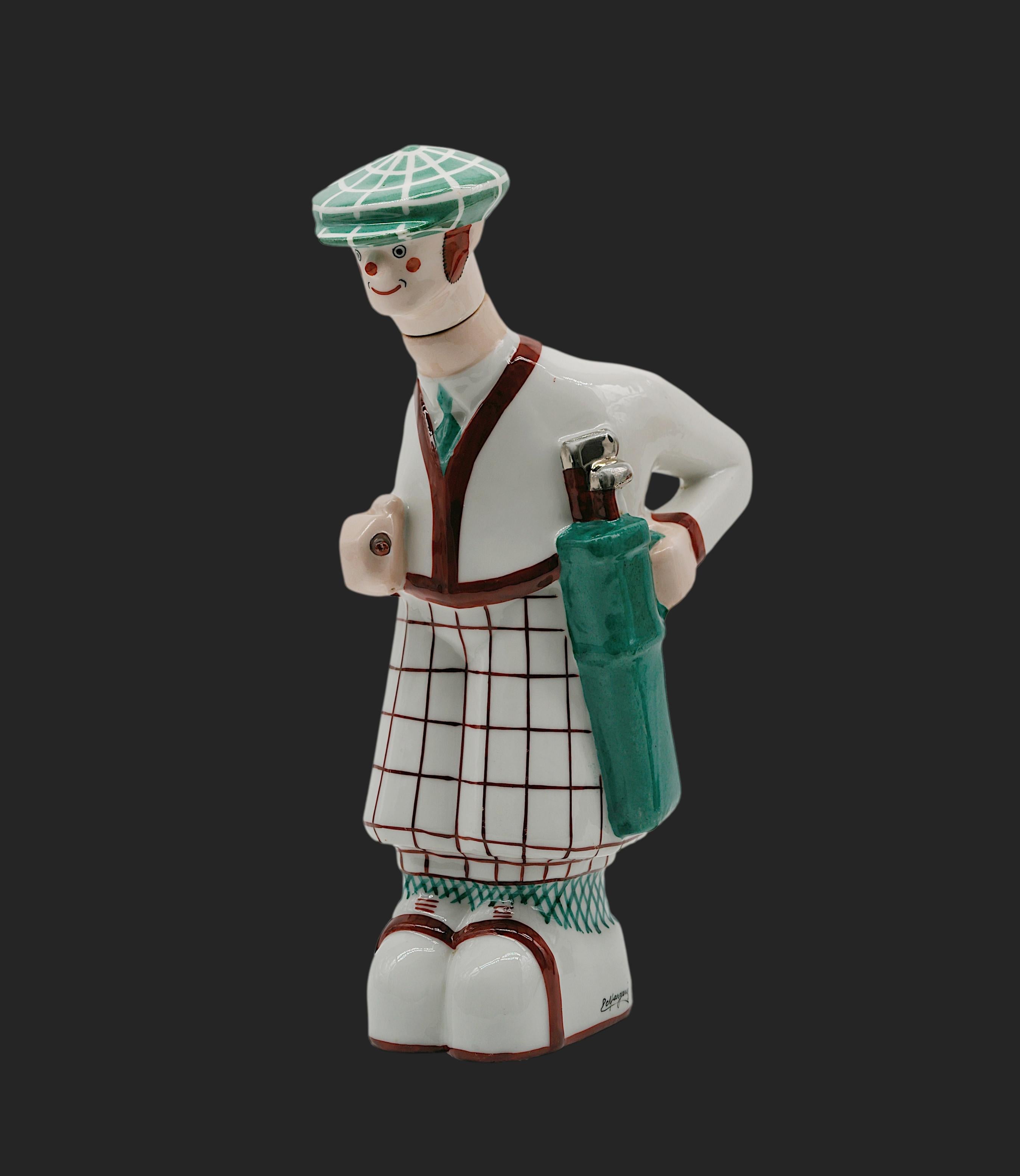 Botella de porcelana francesa Art Decó para golfista de Georges Bastard, París, Francia, hacia 1924. Esta elegante botella de porcelana francesa Art Decó, diseñada por Margerie y producida por Georges Bastard en París, Francia, hacia 1924, capta el