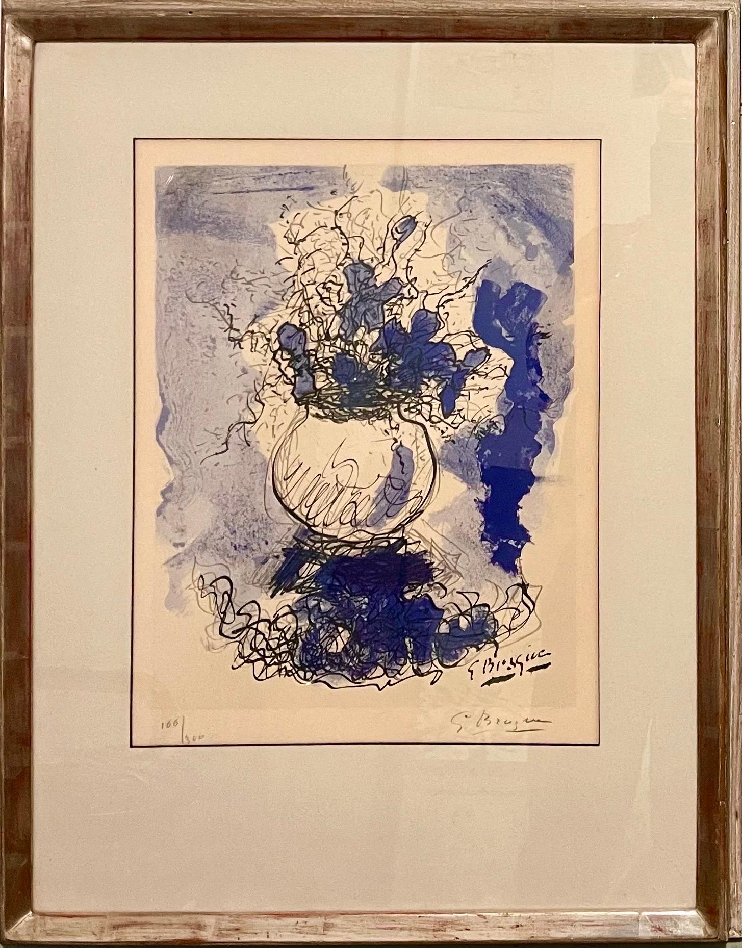 Georges Braque (Franzose, 1882-1963)
Blumenstrauß de Fleurs 
Farblithographie, 1957. Herausgegeben von Maeght, gedruckt von Mourlot, Paris, Frankreich
Nummeriert 166/300 und mit Bleistift handsigniert. 
Abmessungen: Rahmen 28 x 22  sicht 17,5 x