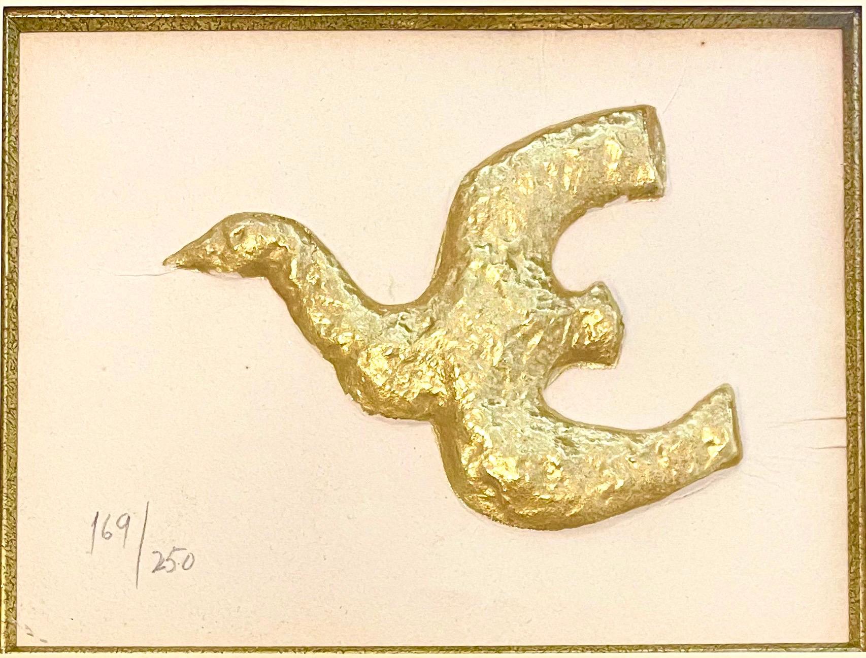 Rare gravure en or 18 carats embossée à la feuille d'après Georges Braque L'Oiseau d'Or en vente 1