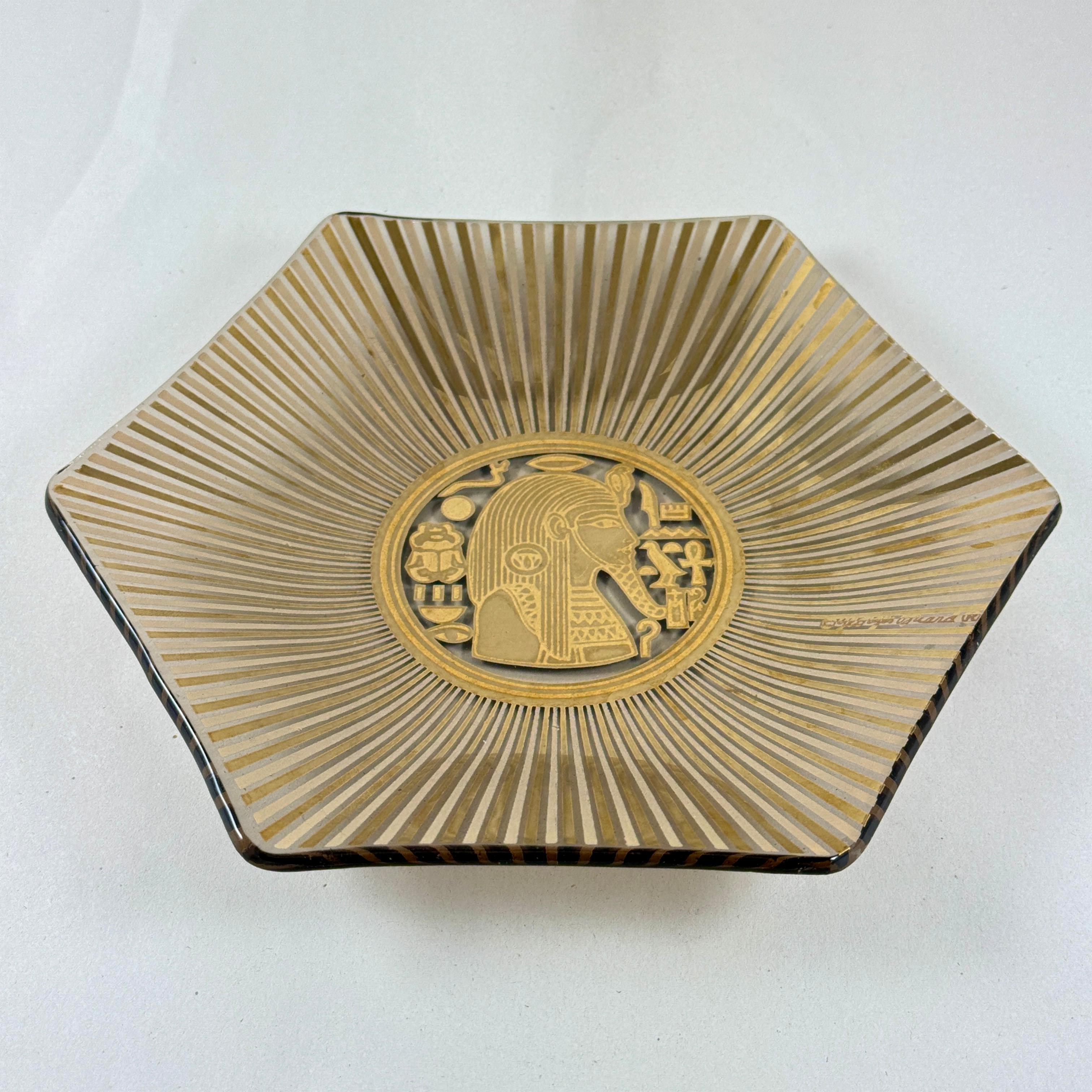 Dorato Piatto Vida-Poche Georges Briard Faraone Egiziano in Foglia d'Oro in vendita