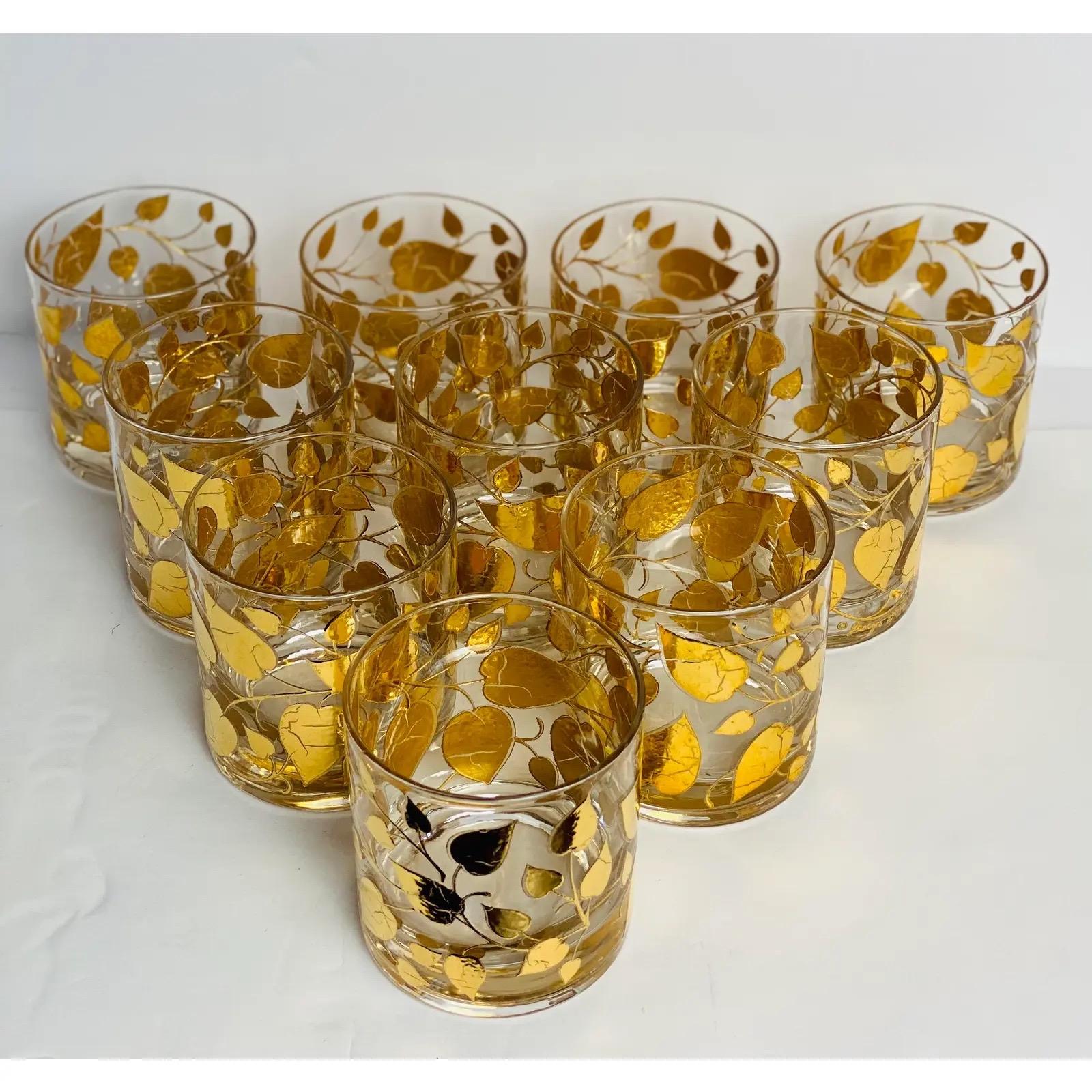 We are very pleased to offer a stunning set of ten Mid-century old fashioned tumbler glasses by American designer Gorges Briard, circa the 1970s. This stylish set features 22-karat gold leaf details. In like-new condition. All pieces are marked.