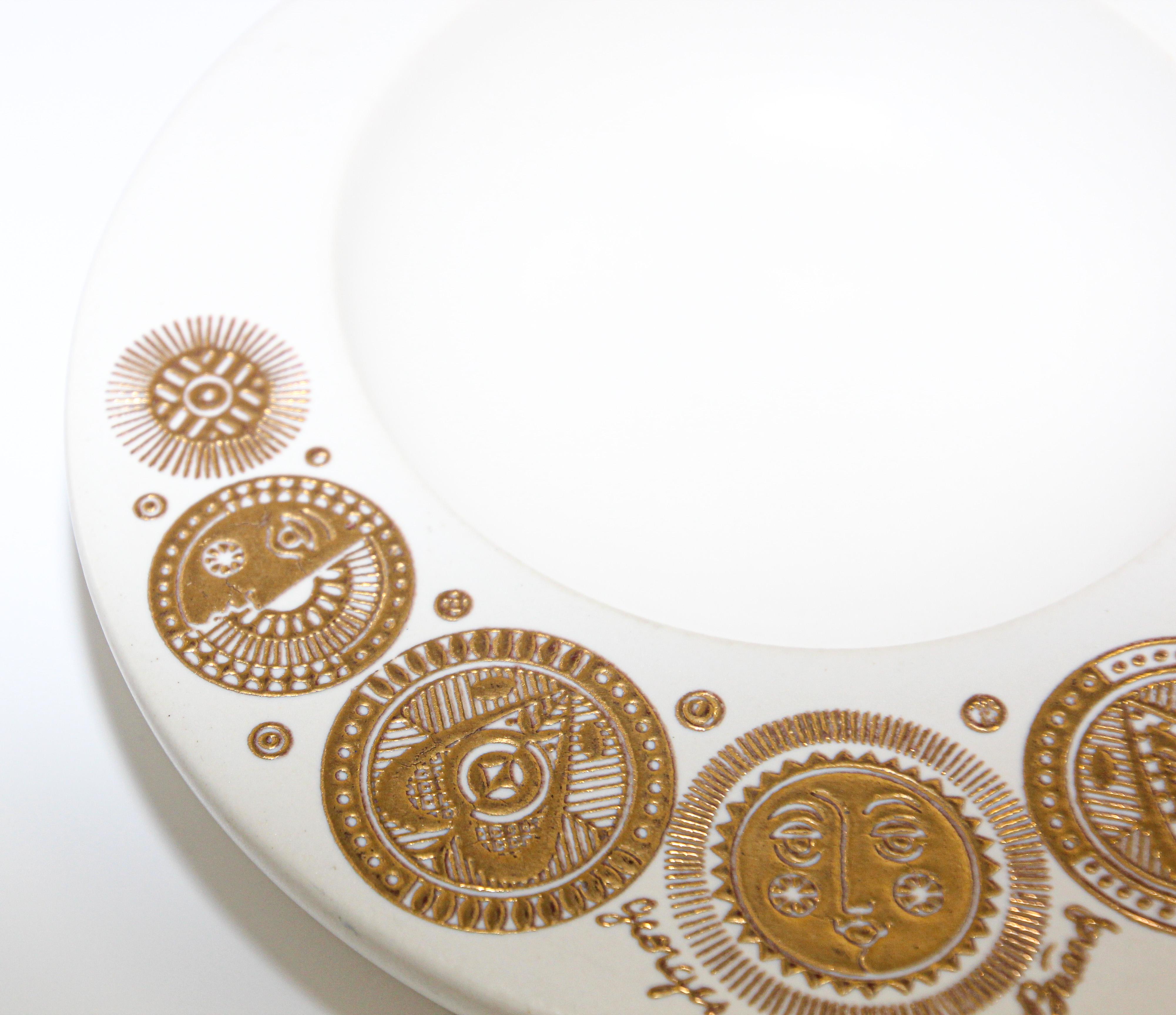 20ième siècle Georges Briard Cendrier en porcelaine Hyalyn avec design en or en vente